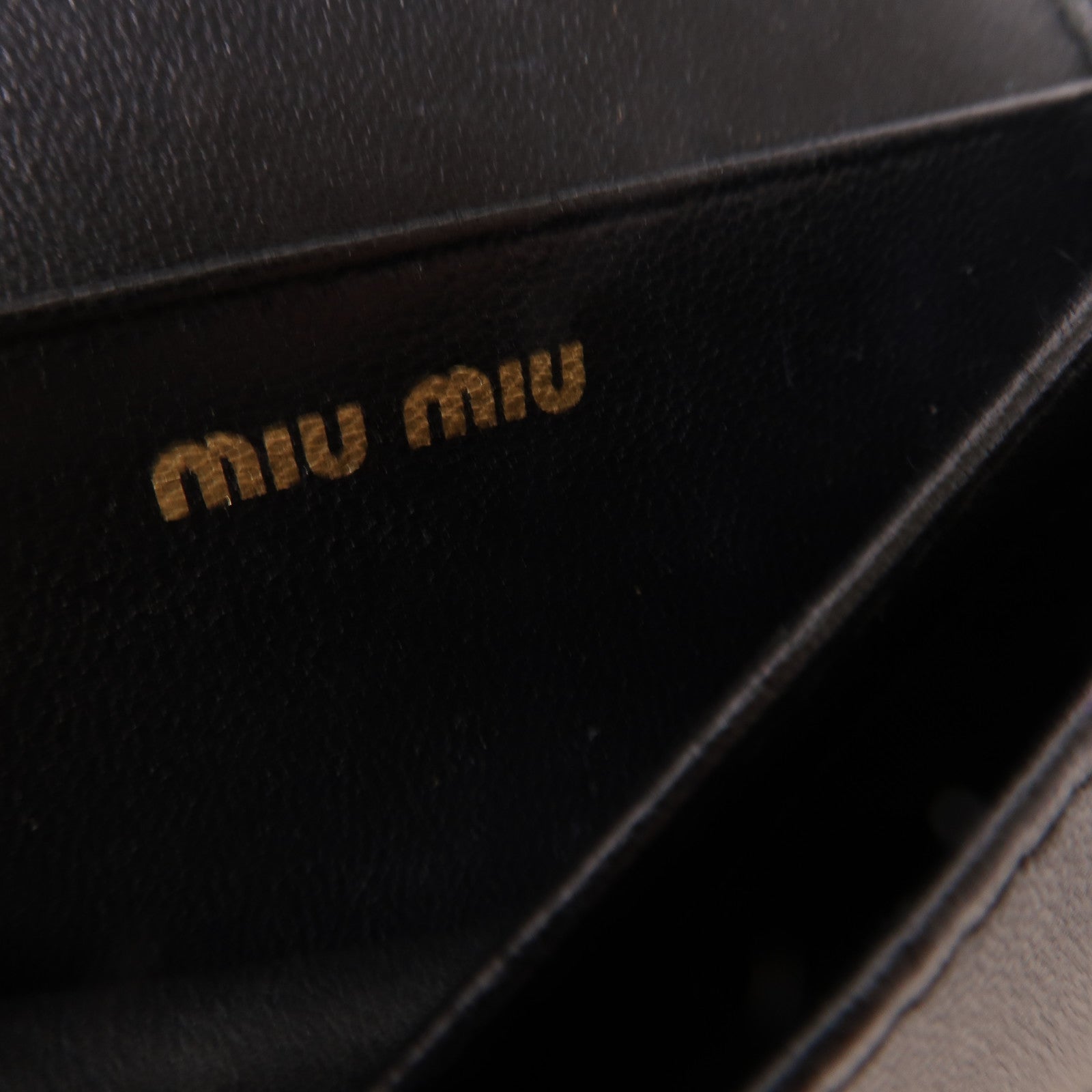 Miu Miu 羊皮皮革Card Case金扣卡片套黑色