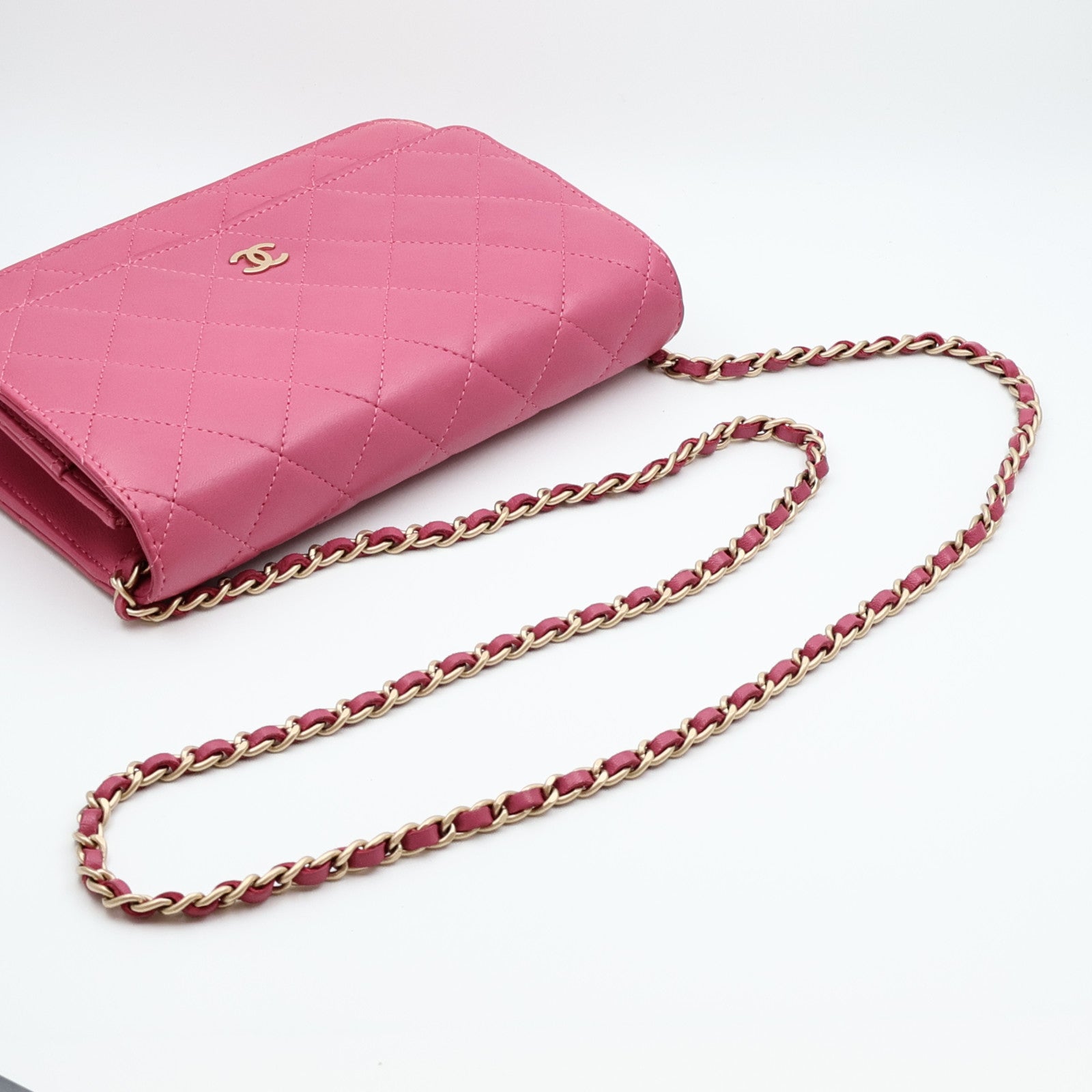 CHANEL 羊皮皮革WOC Wallet On Chain金扣鏈帶肩背袋