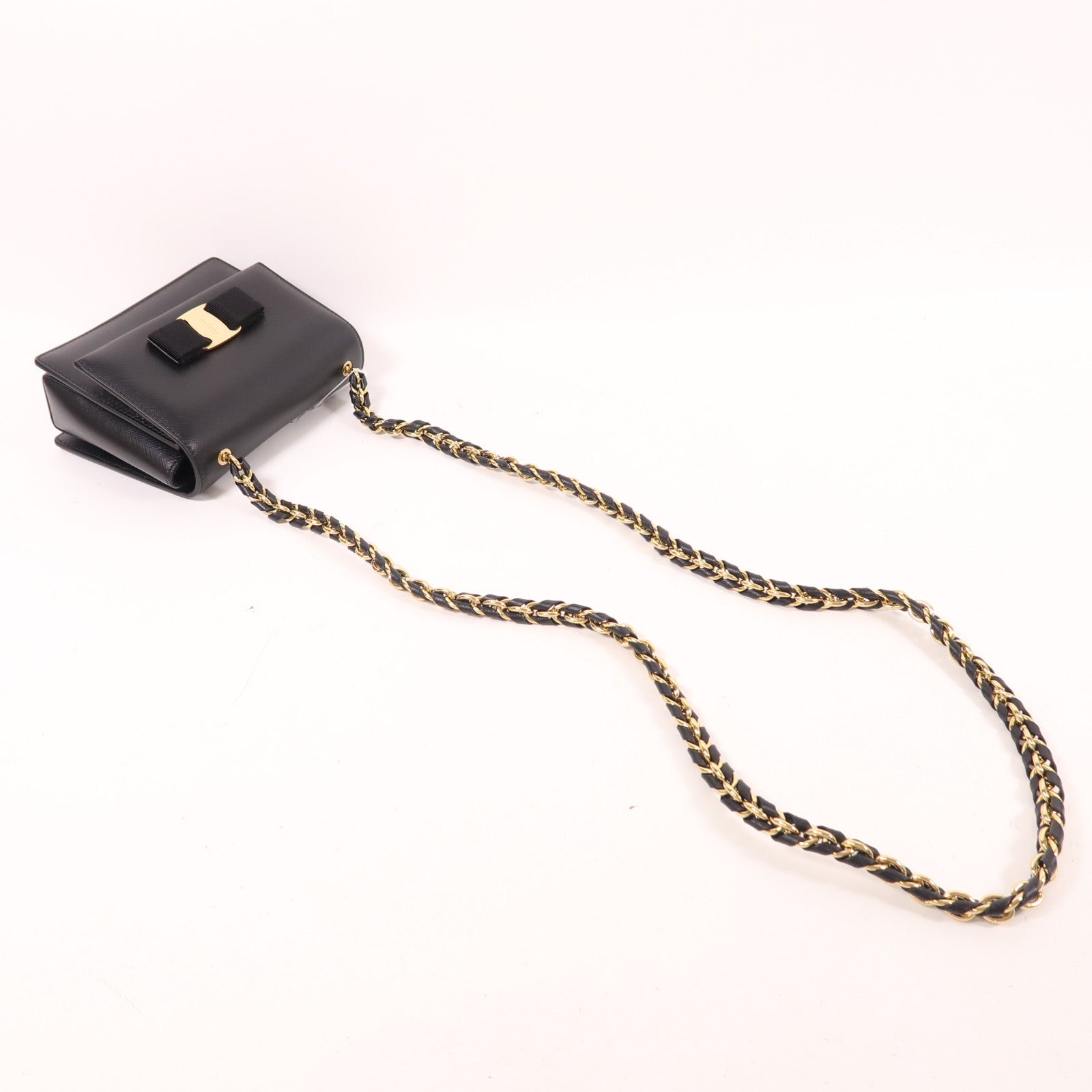 Salvatore Ferragamo 牛皮皮革Ginny金扣鏈帶肩背袋
