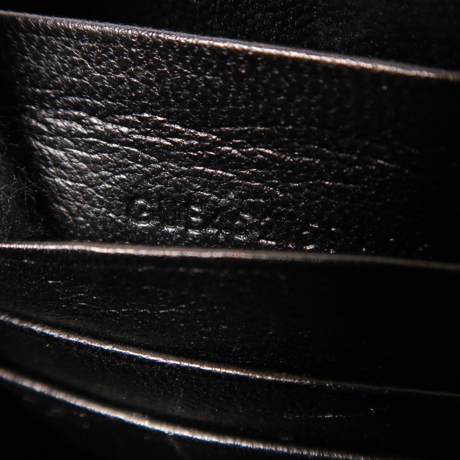 YVES SAINT LAURENT YSL SHW Chain Shoulder Bag 452159 Calfskin Leather Black