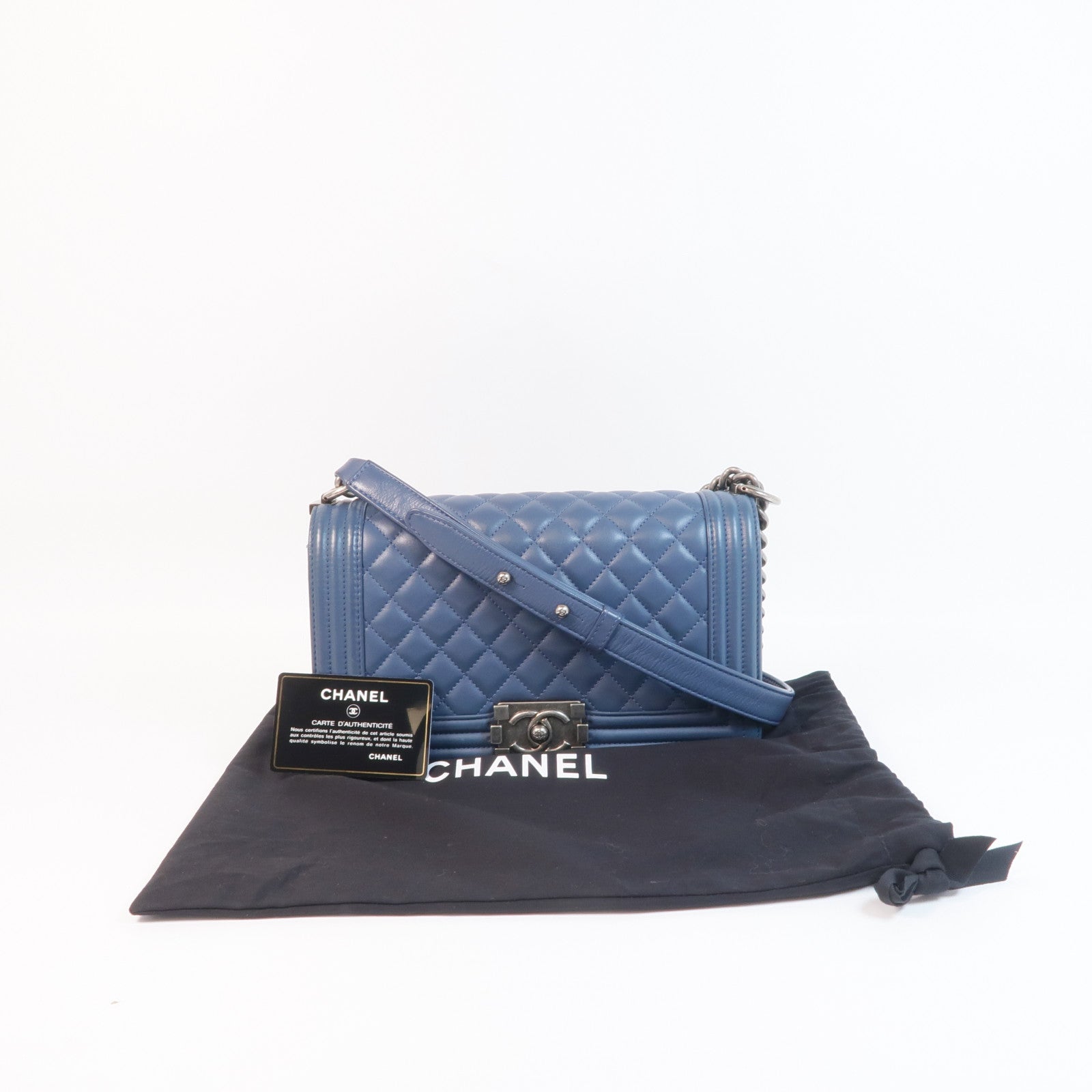 CHANEL 羊皮皮革Boy 25銀扣鏈帶肩背袋