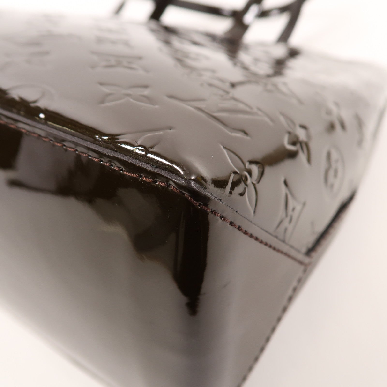 LOUIS VUITTON Vernis Vernis Wilshire MM金扣肩背袋