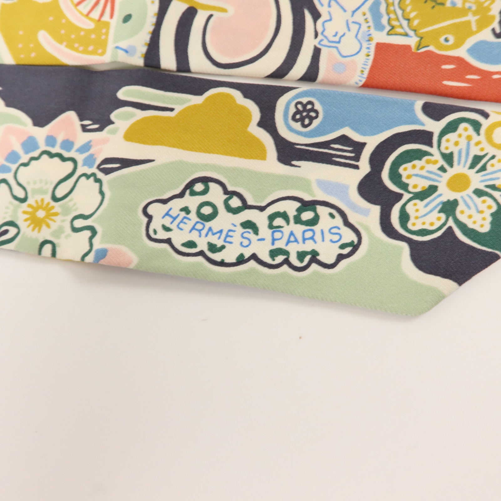 HERMES 絲質Twilly絲巾