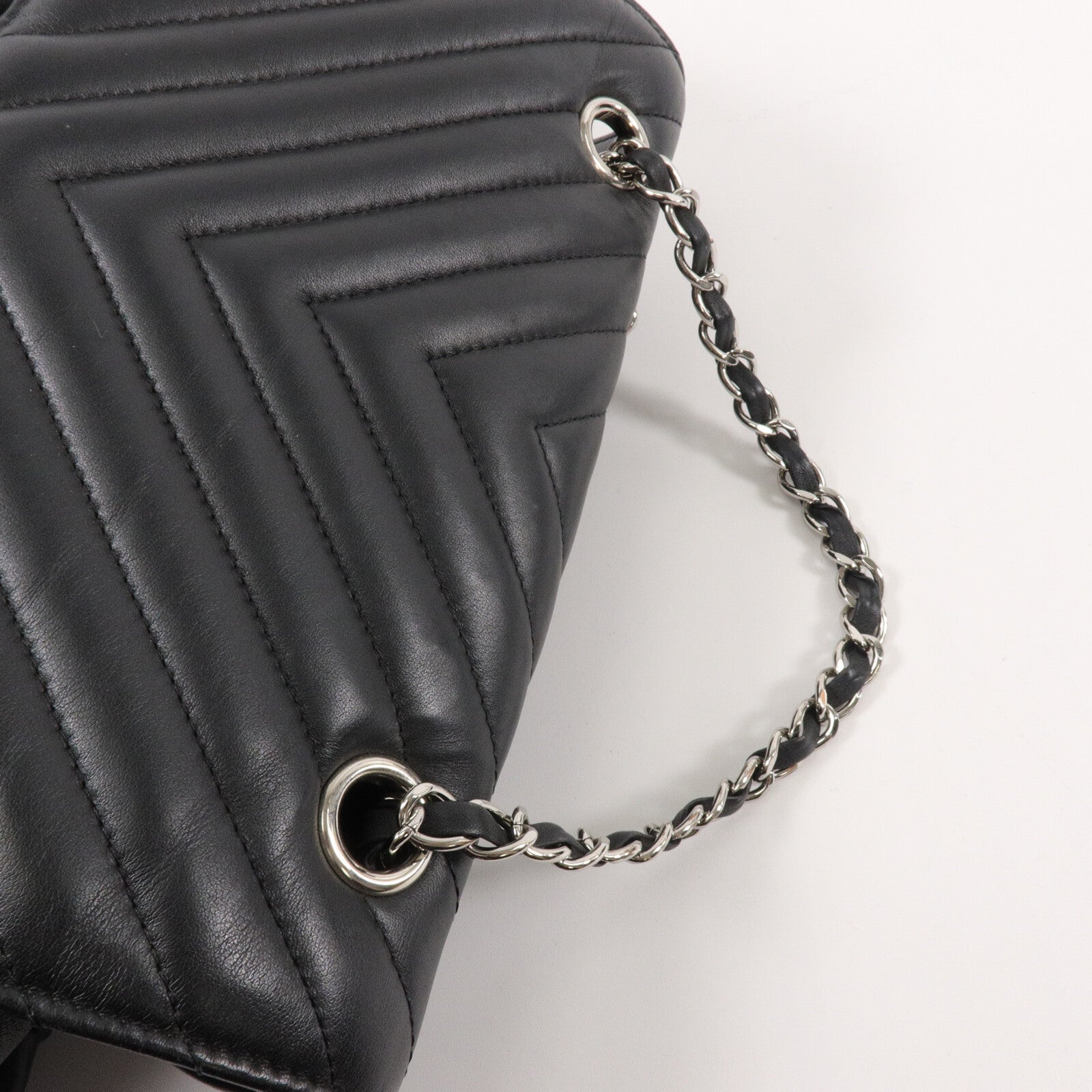CHANEL 牛皮皮革Urban Spirit Backpack鏈帶背包