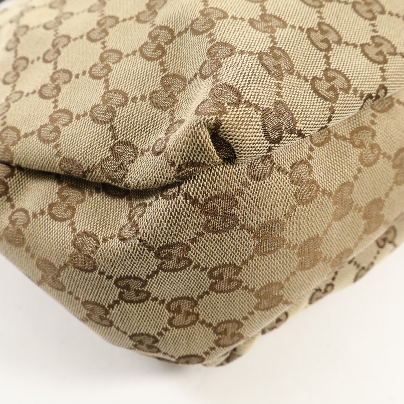 GUCCI 帆布GG Web Hobo金扣肩背袋