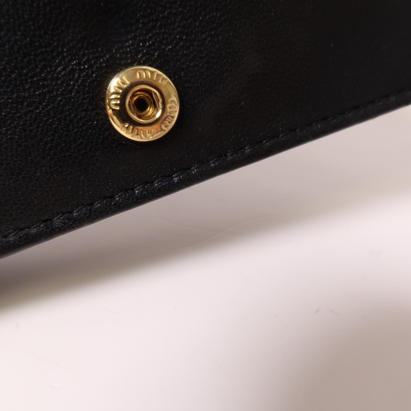 Miu Miu 羊皮皮革Card Case金扣卡片套黑色