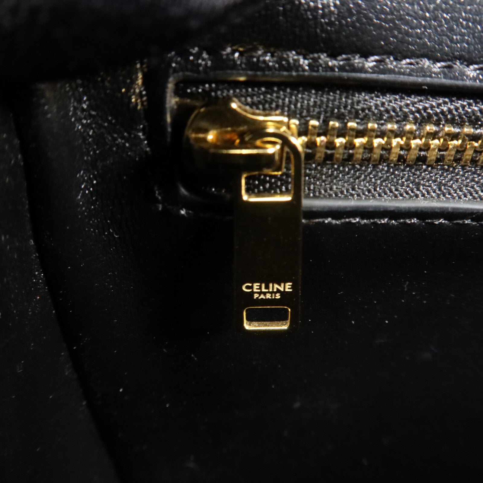 CELINE 牛皮皮革Classique Triomphe肩背袋