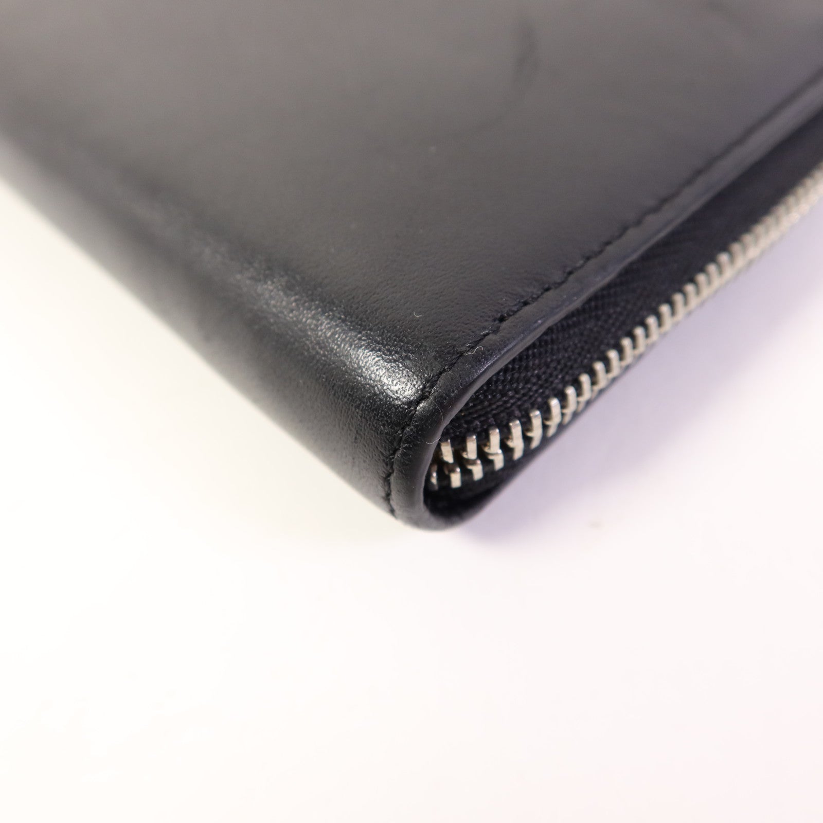 LOEWE 牛皮皮革Long Round Wallet銀扣長錢包