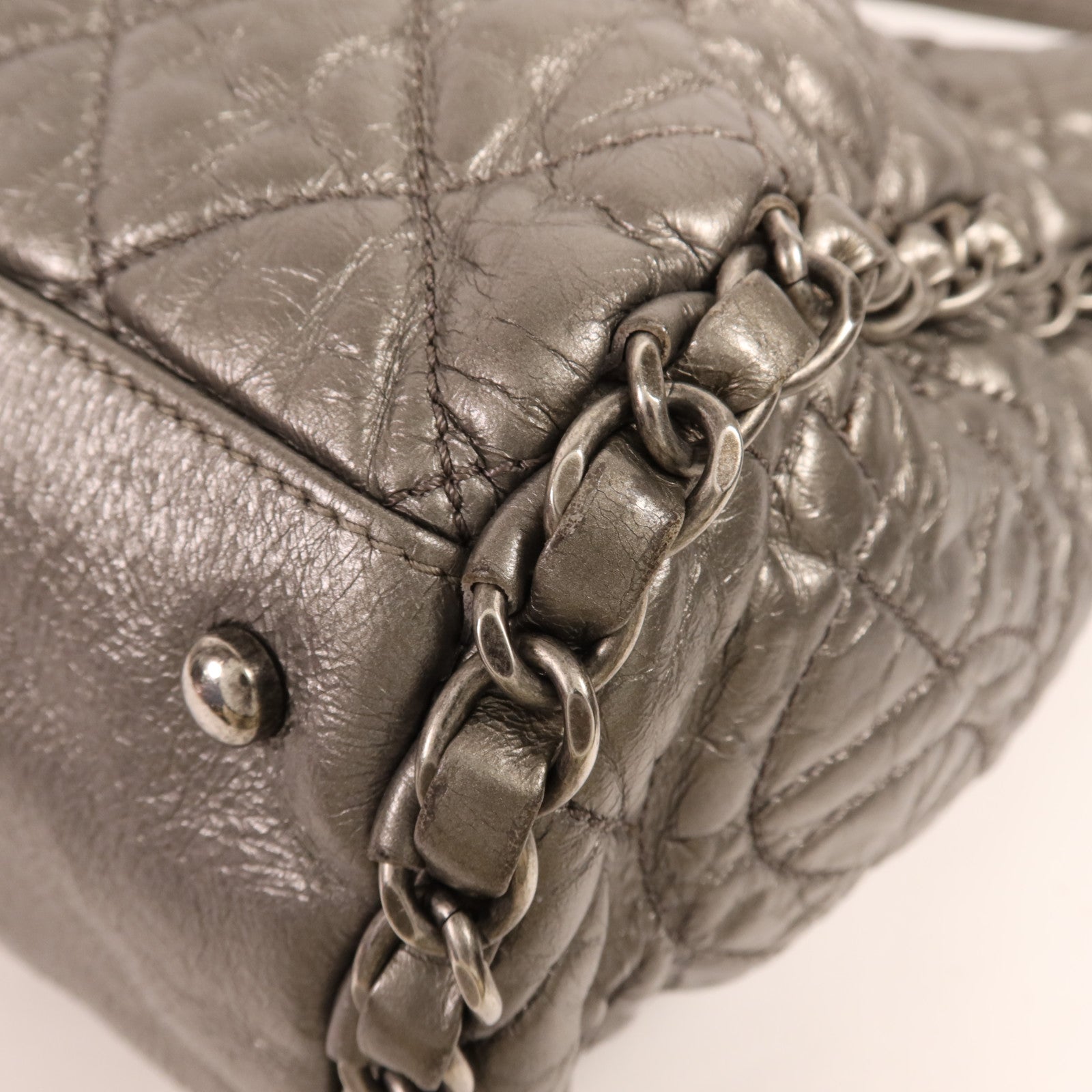CHANEL 牛皮皮革Chain Me Hobo銀扣鏈帶肩背袋