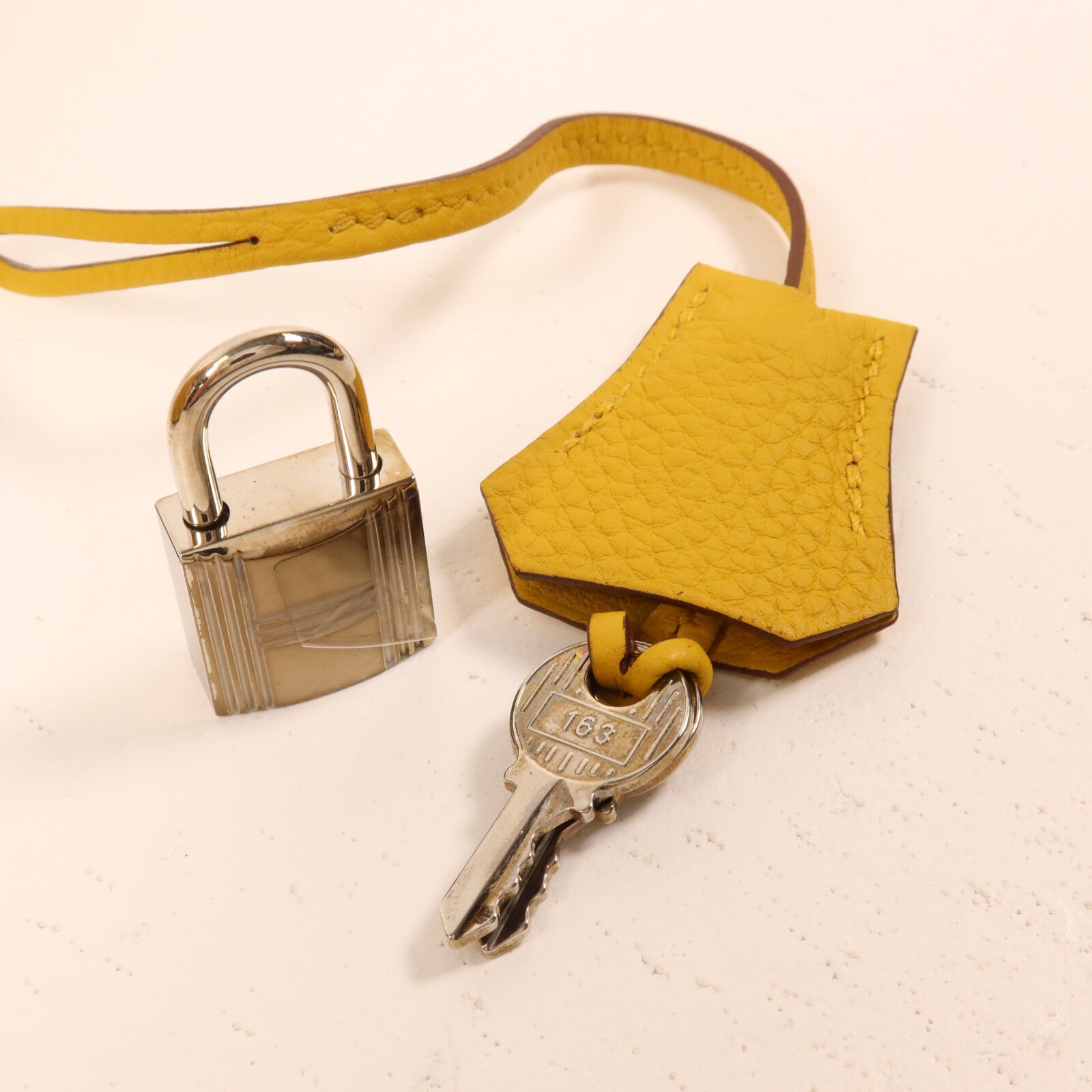 HERMES Togo皮革Kelly II 28手挽肩背兩用袋Jaune Ambre