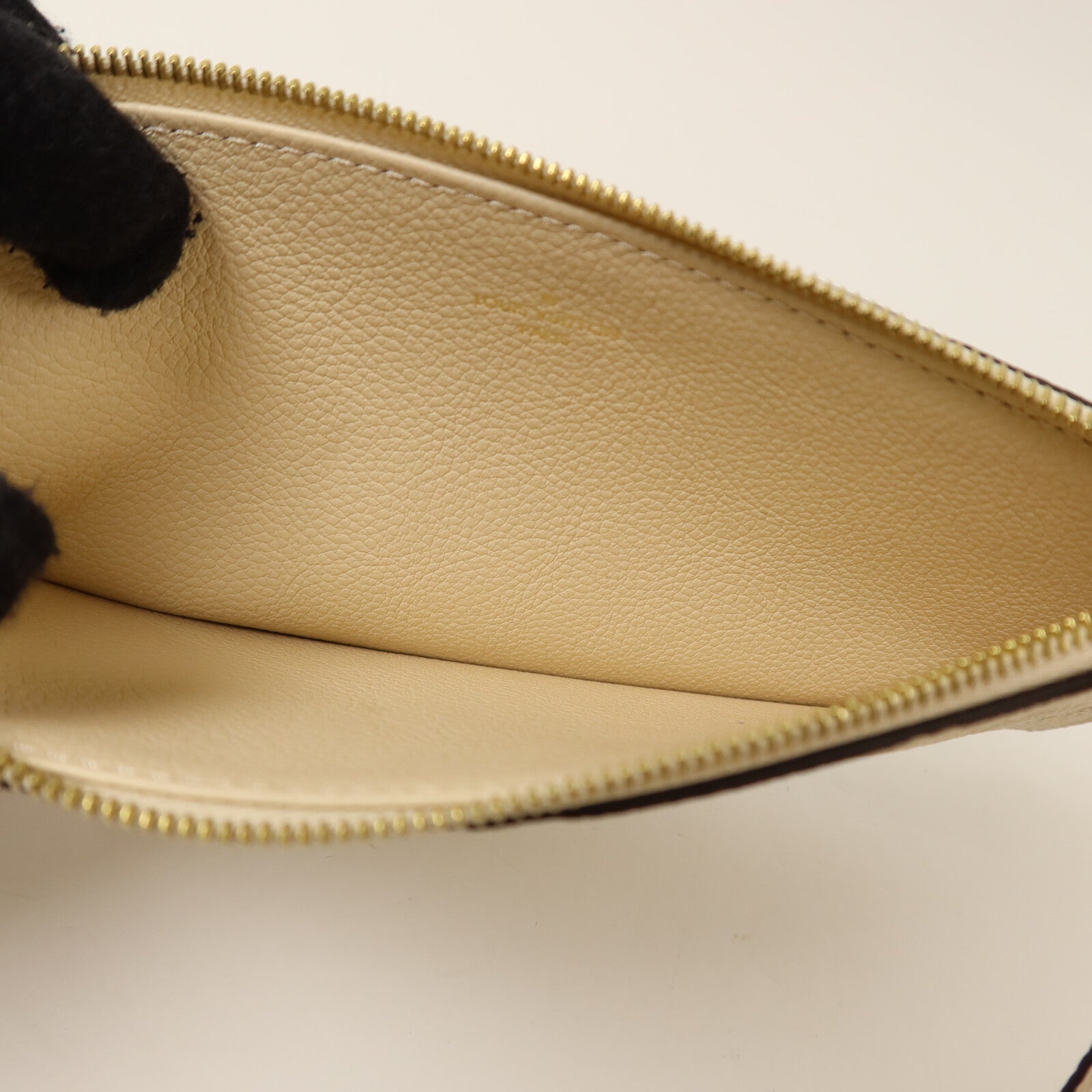 LOUIS VUITTON Monogram Empreinte Pochette Felicie鏈帶肩背袋