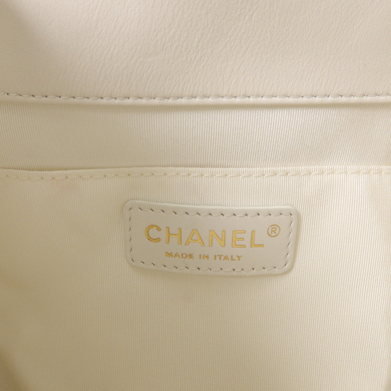 CHANEL 牛皮皮革Bucket鏈帶肩背袋