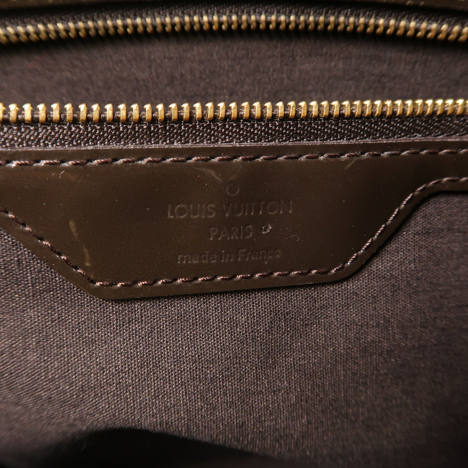 LOUIS VUITTON Vernis Vernis Wilshire MM金扣肩背袋