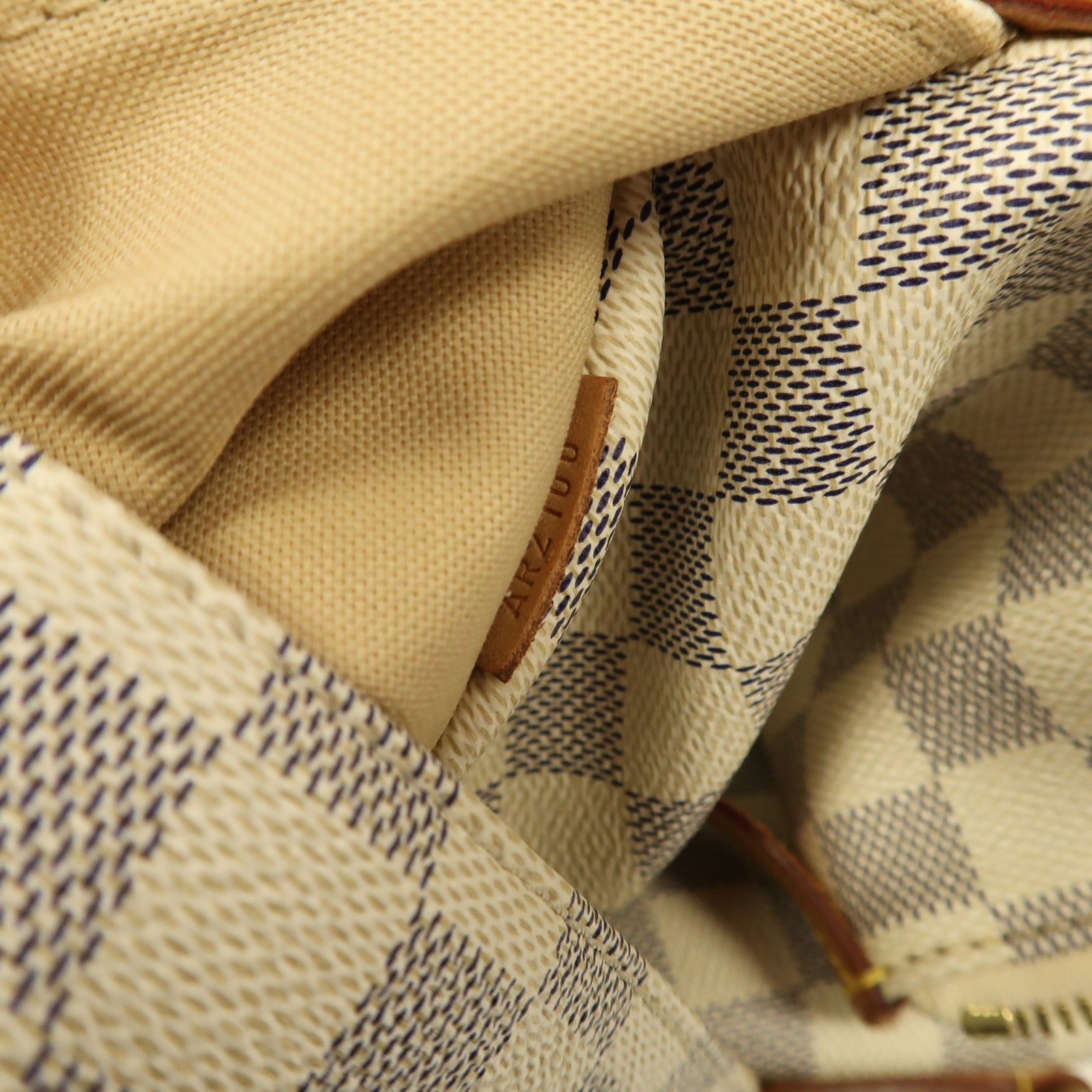 LOUIS VUITTON Damier Azur Totally MM銀扣肩背袋白色