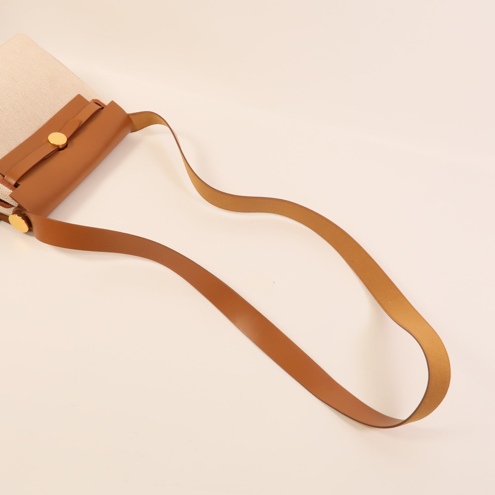 HERMES 帆布Mini Herbag肩背袋Fauve
