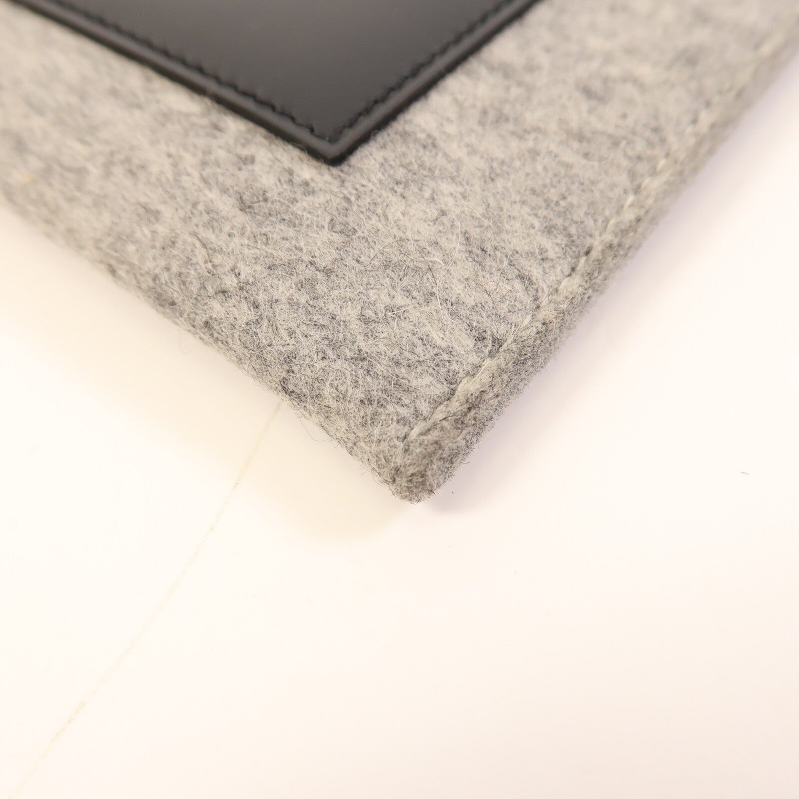 HERMES Veau Swift皮革Toudou 29手拿包Noir