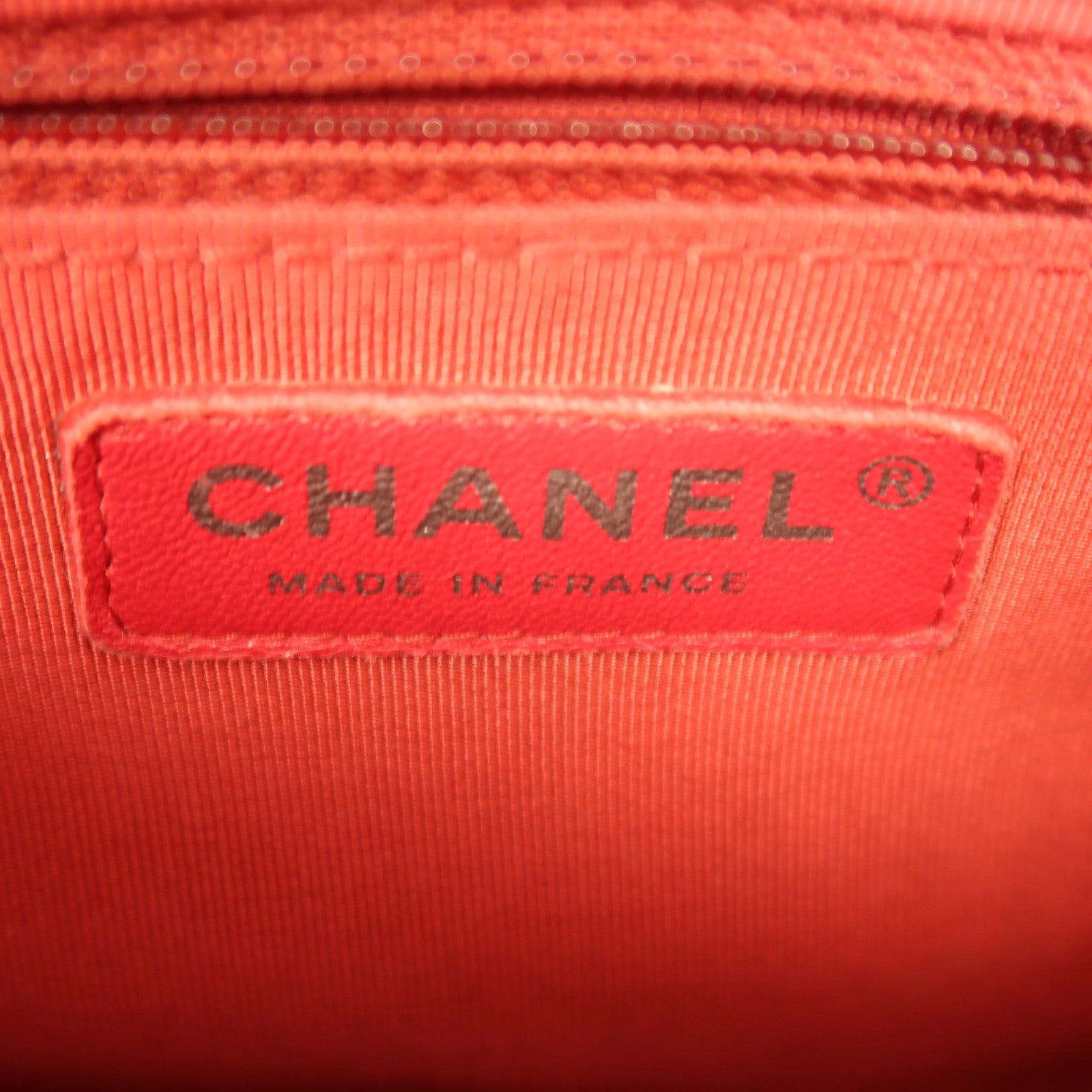 CHANEL 牛皮皮革Gabrielle Medium鏈帶肩背袋