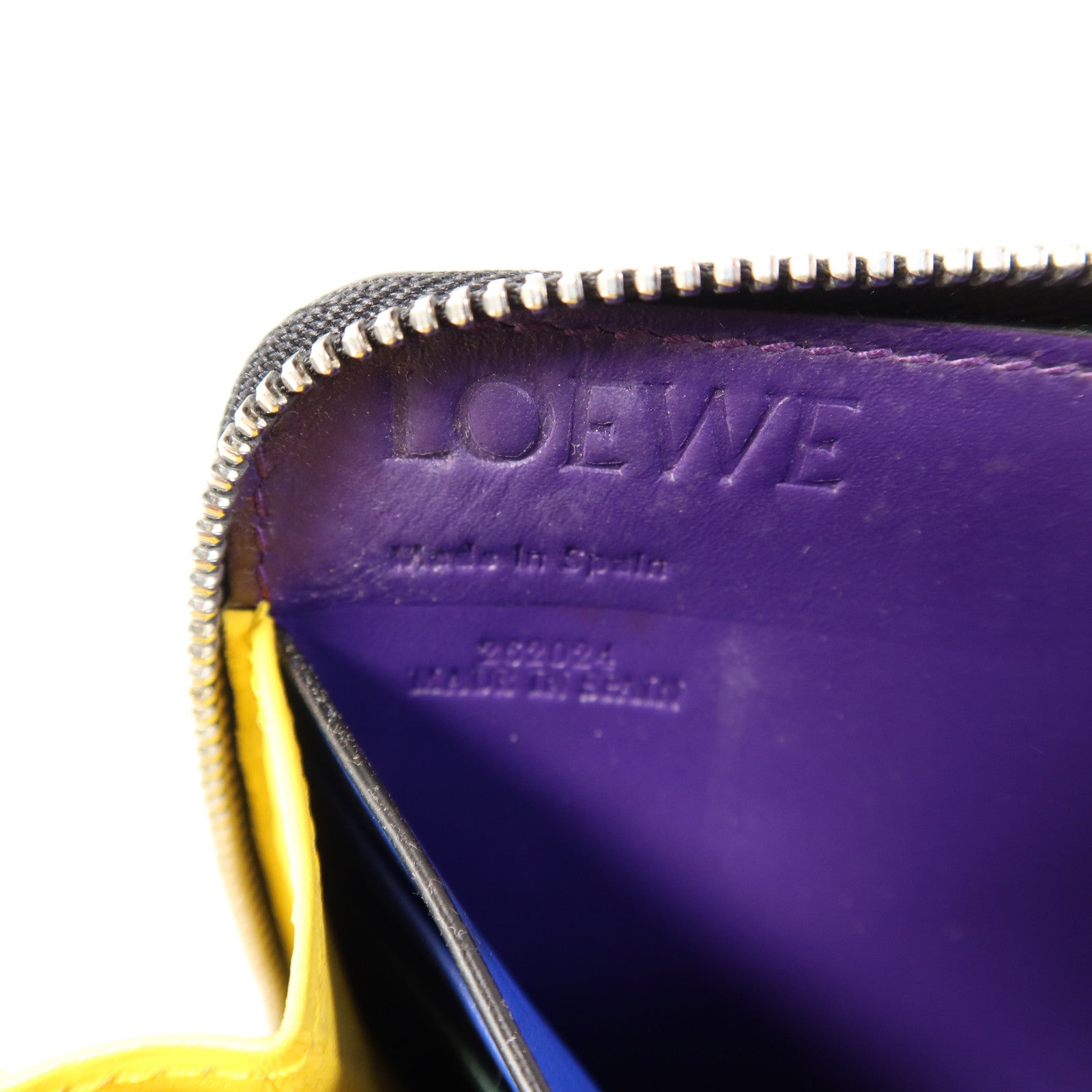 LOEWE 牛皮皮革Long Round Wallet銀扣長錢包