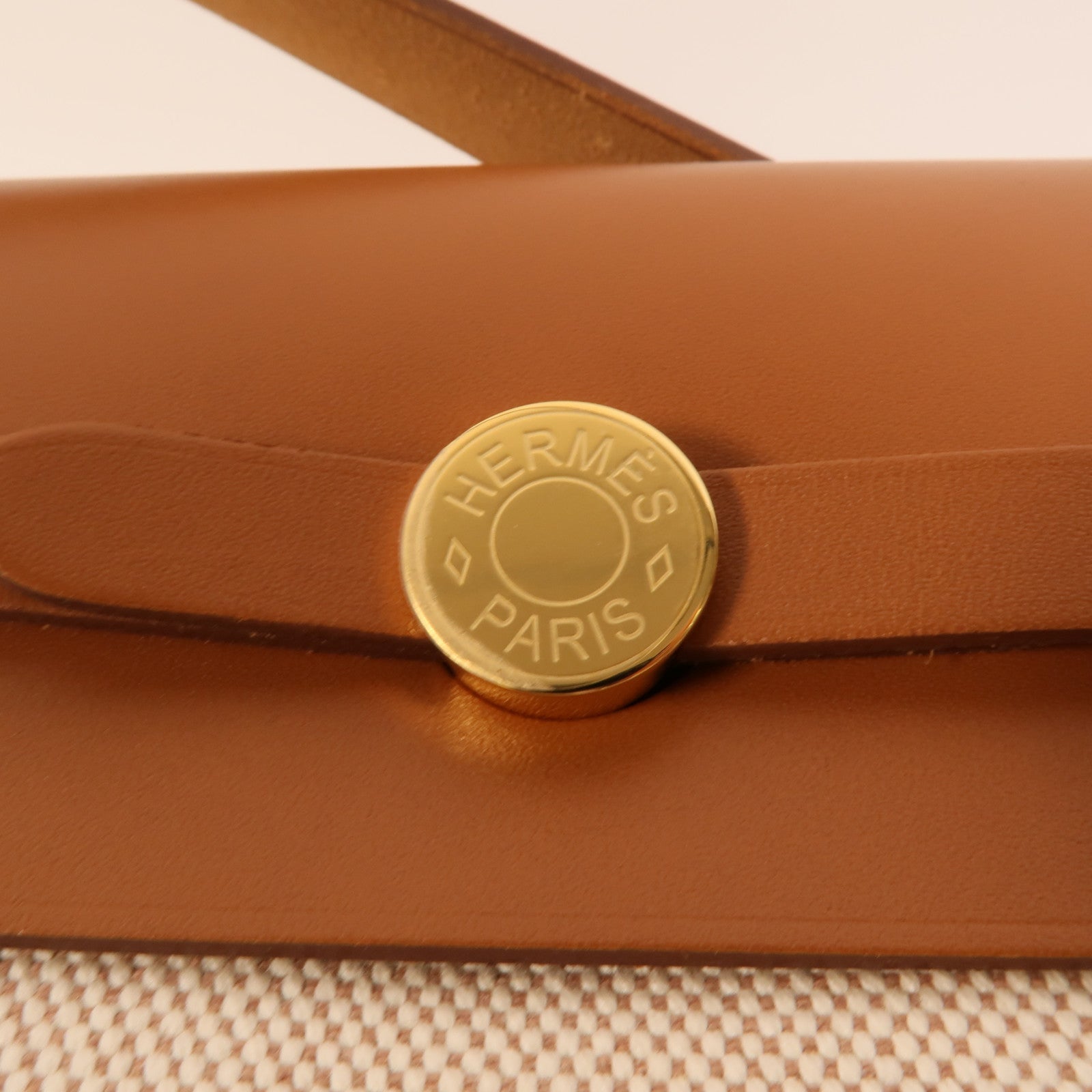 HERMES 帆布Mini Herbag肩背袋Fauve