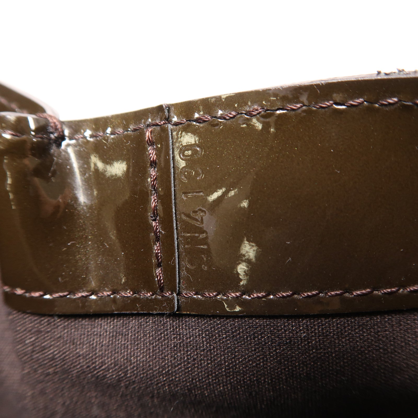 LOUIS VUITTON Vernis Vernis Wilshire MM金扣肩背袋