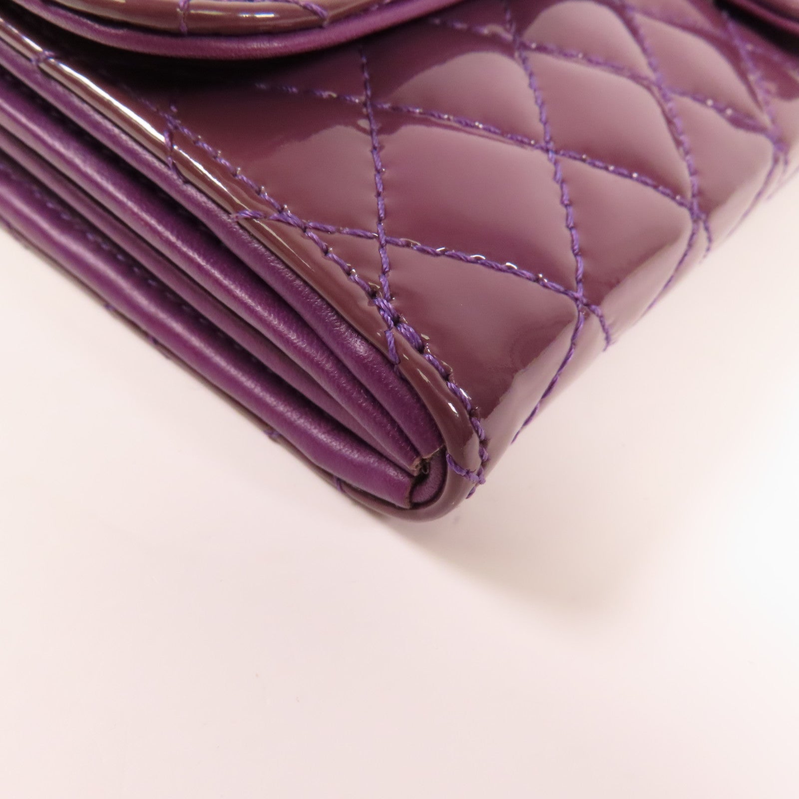CHANEL 漆皮皮革Shoulder Bag銀扣鏈帶肩背袋