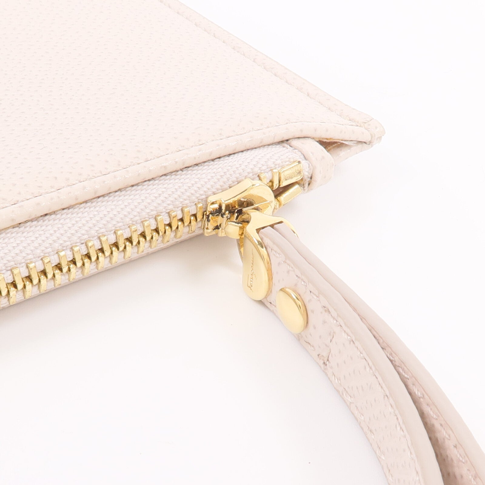 Salvatore Ferragamo 牛皮皮革Clutch/Pouch手拿包