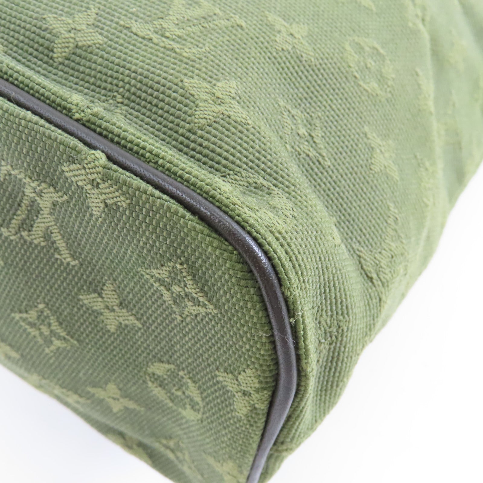 LOUIS VUITTON 帆布Lucille PM金扣肩背袋綠色