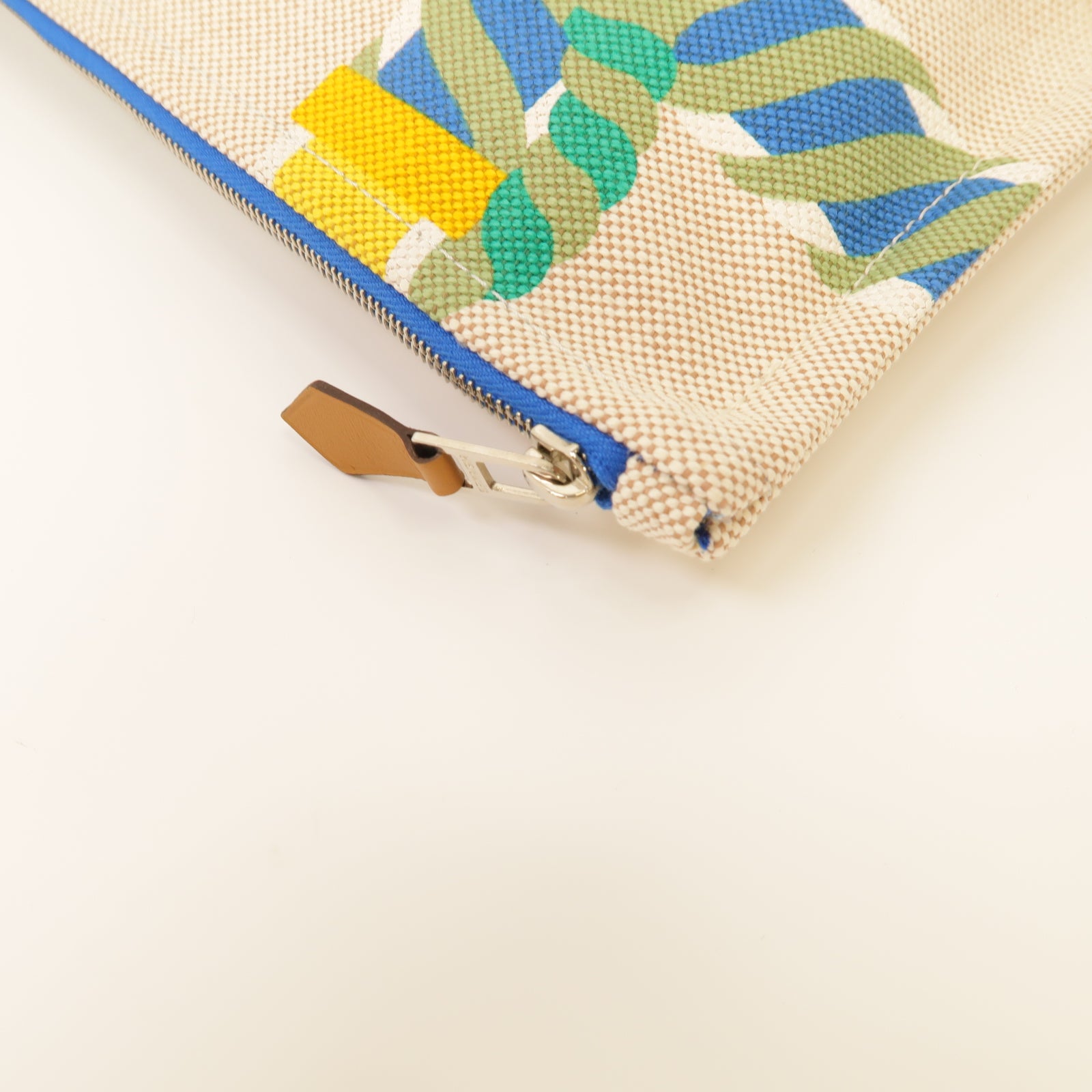 HERMES 【激減優惠】帆布Clutch Bag銀扣手拿包米色