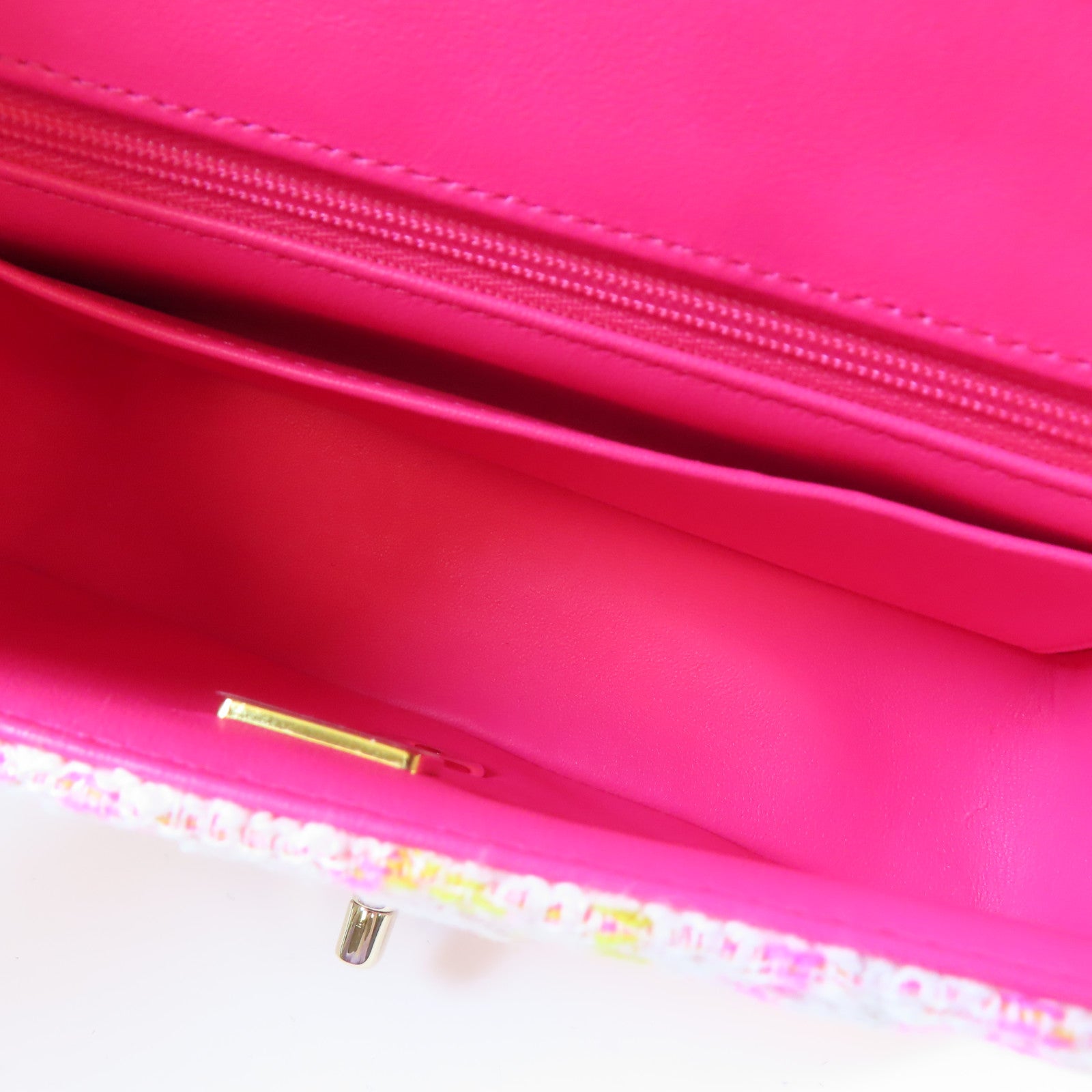 CHANEL 菱格斜紋軟呢Classic Flap 20cm金扣鏈帶肩背袋白色/粉紅色/黃色/淺藍色