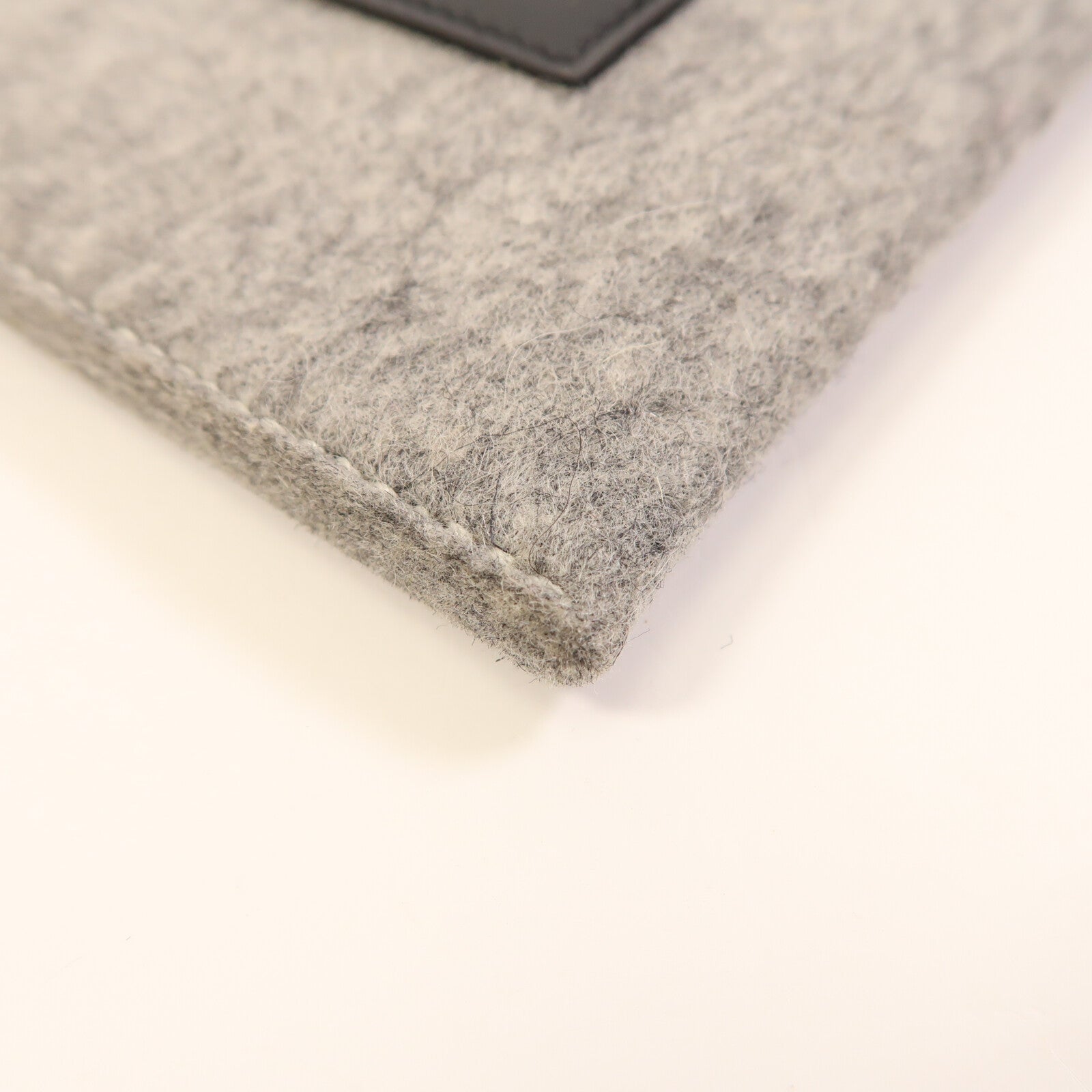 HERMES Veau Swift皮革Toudou 29手拿包Noir