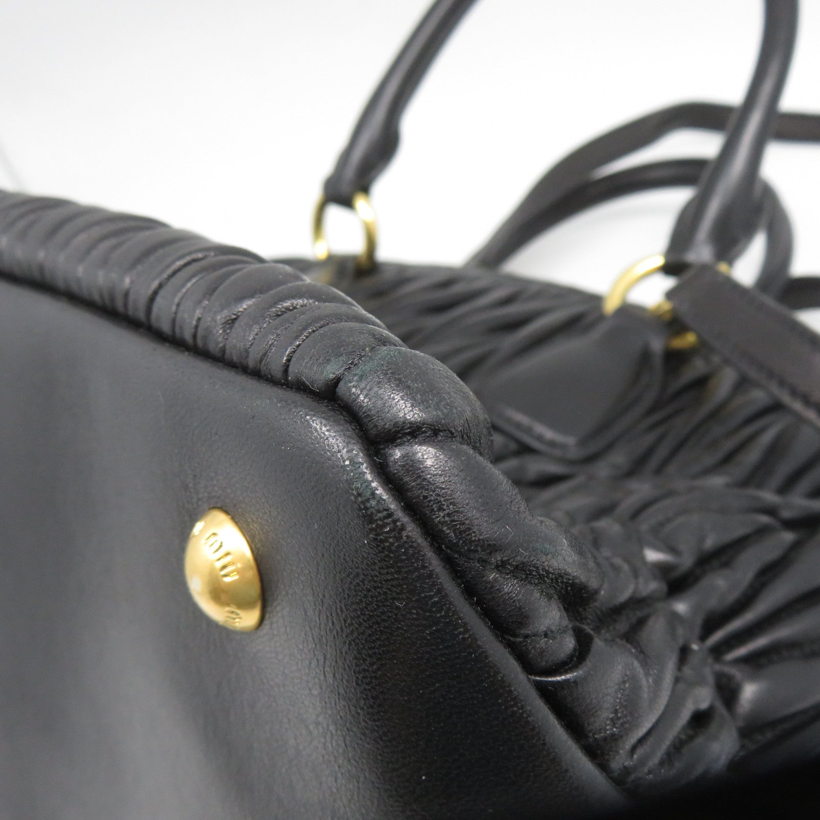 Miu Miu 牛皮皮革2 Way Shoulder金扣手挽肩背兩用袋黑色