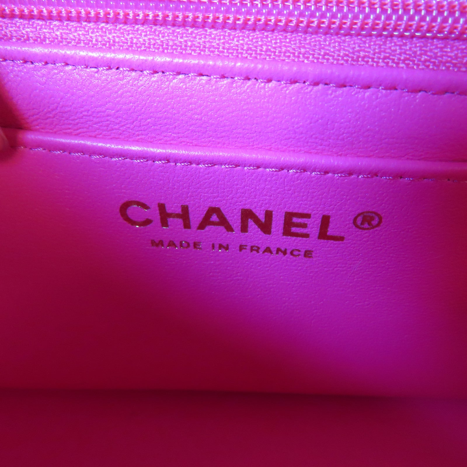 CHANEL 菱格斜紋軟呢Classic Flap 20cm金扣鏈帶肩背袋白色/粉紅色/黃色/淺藍色