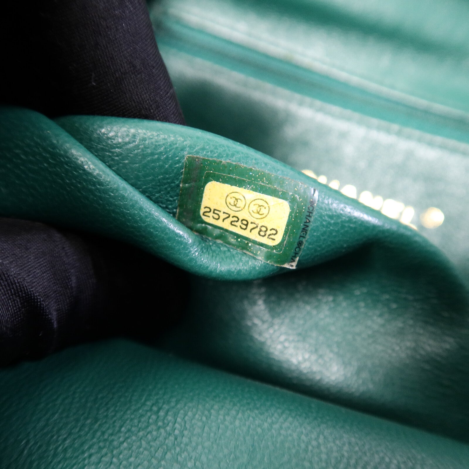 CHANEL 牛皮皮革Affinity Backpack背包