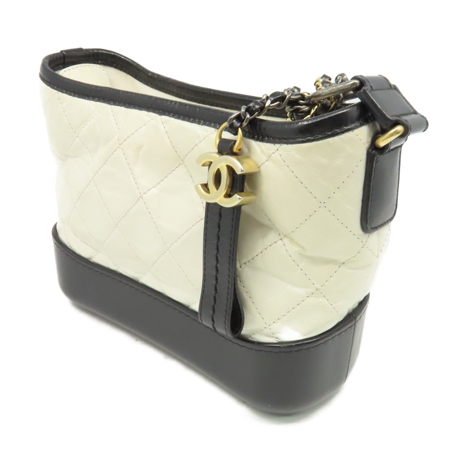 CHANEL 【清倉大減價】菱格牛皮皮革Gabrielle Small Chain Shoulder Bag金扣鏈帶肩背袋米白色/黑色