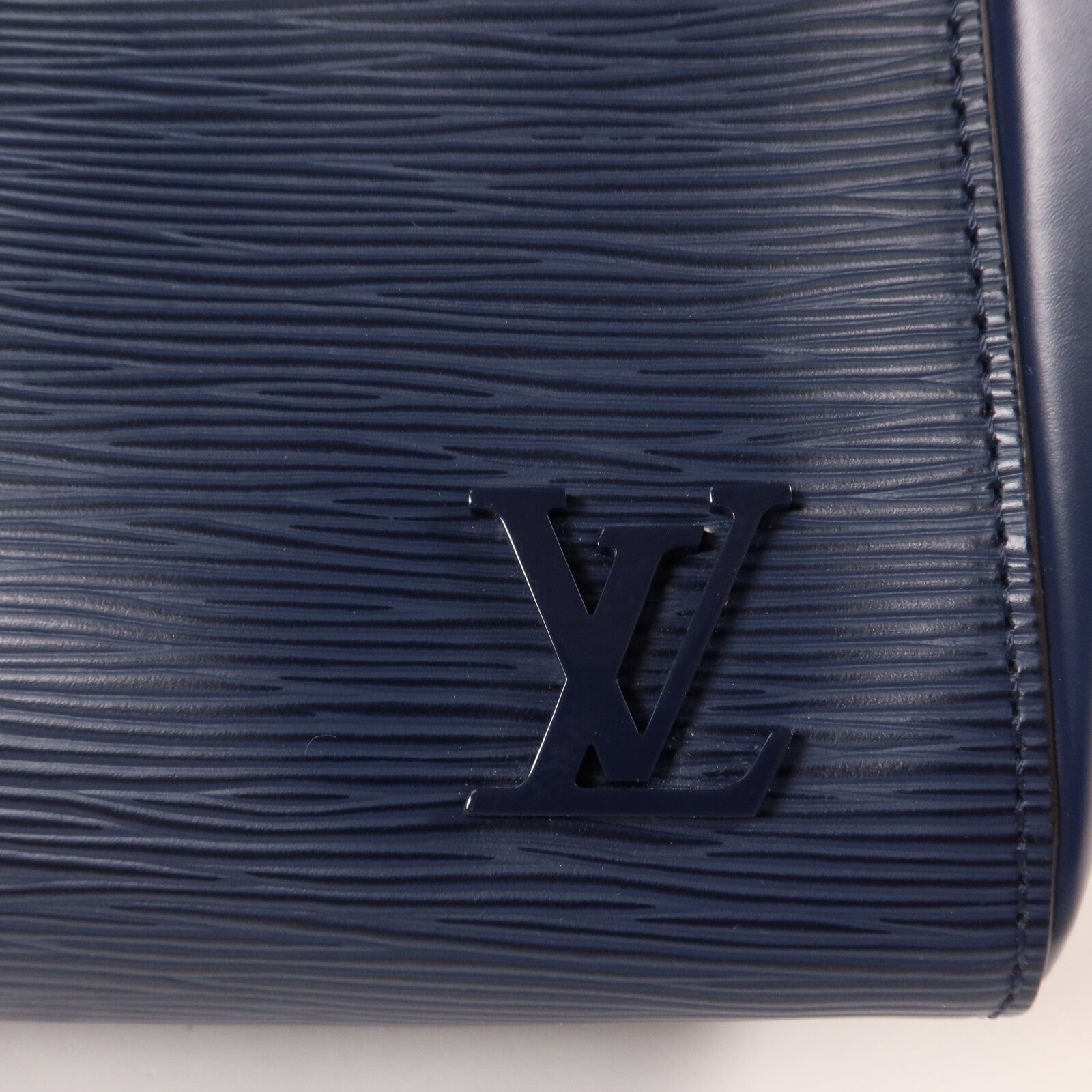 LOUIS VUITTON Epi Cluny MM手挽肩背兩用袋