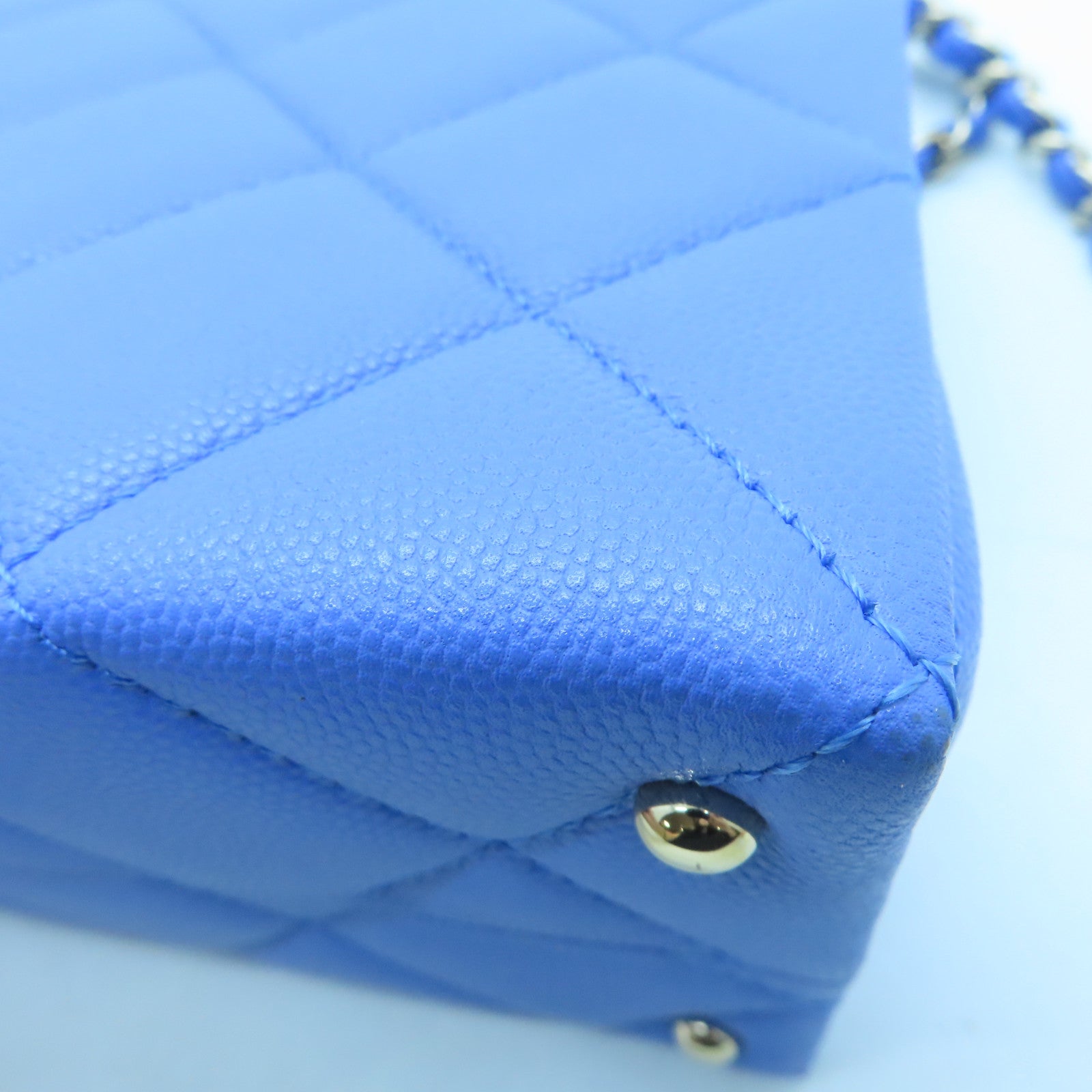 CHANEL 菱格牛皮皮革Small Retro Twist Bag金扣肩背袋藍色