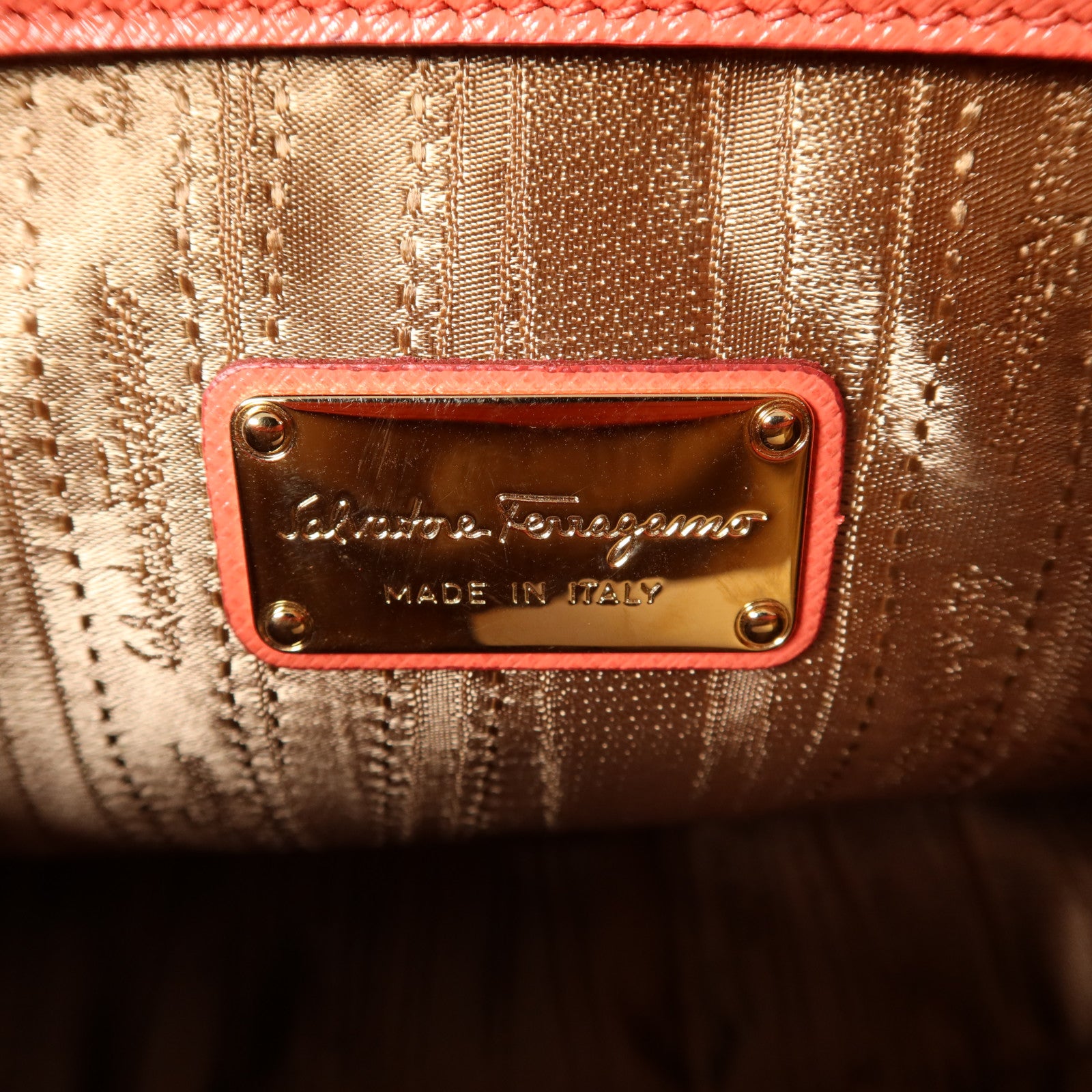 Salvatore Ferragamo 牛皮皮革2 Way Shoulder Bag金扣手挽肩背兩用袋