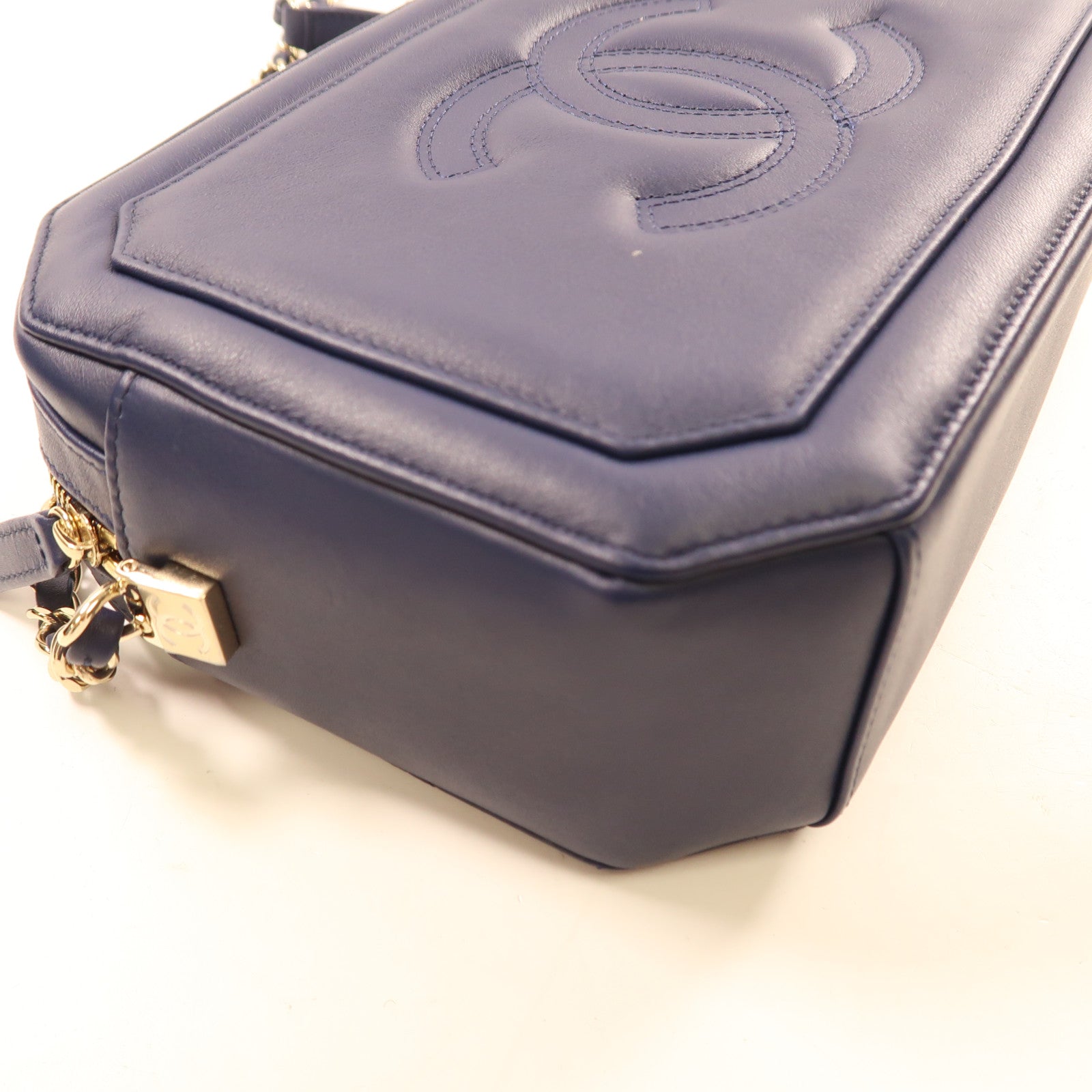CHANEL 【激減優惠】羊皮皮革Chain Shoulder金扣鏈帶肩背袋
