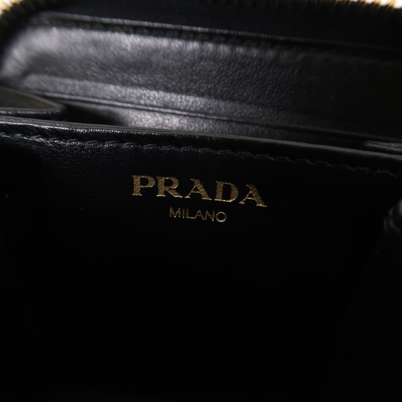 PRADA 【激減優惠】牛皮皮革Card Coin Case金扣卡片套/零錢包黑色