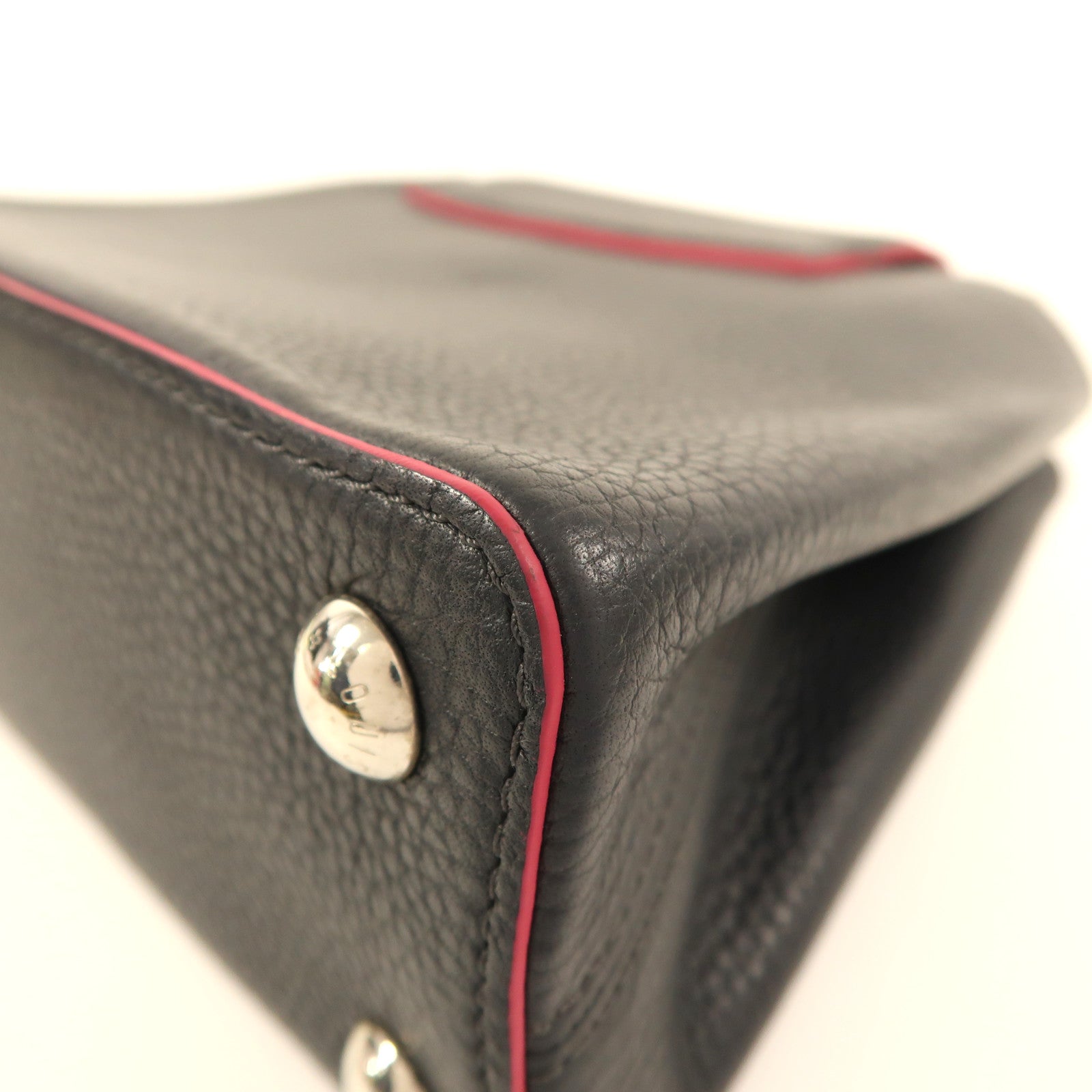 LOUIS VUITTON Taurillon Capucines BB銀扣手挽肩背兩用袋