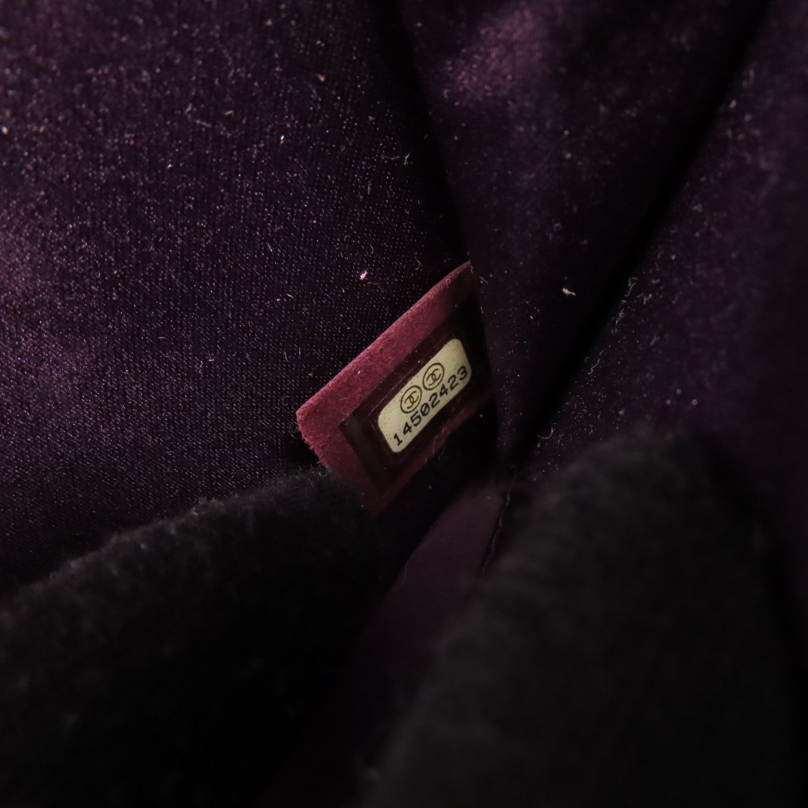 CHANEL 漆皮皮革Shoulder Bag銀扣鏈帶肩背袋