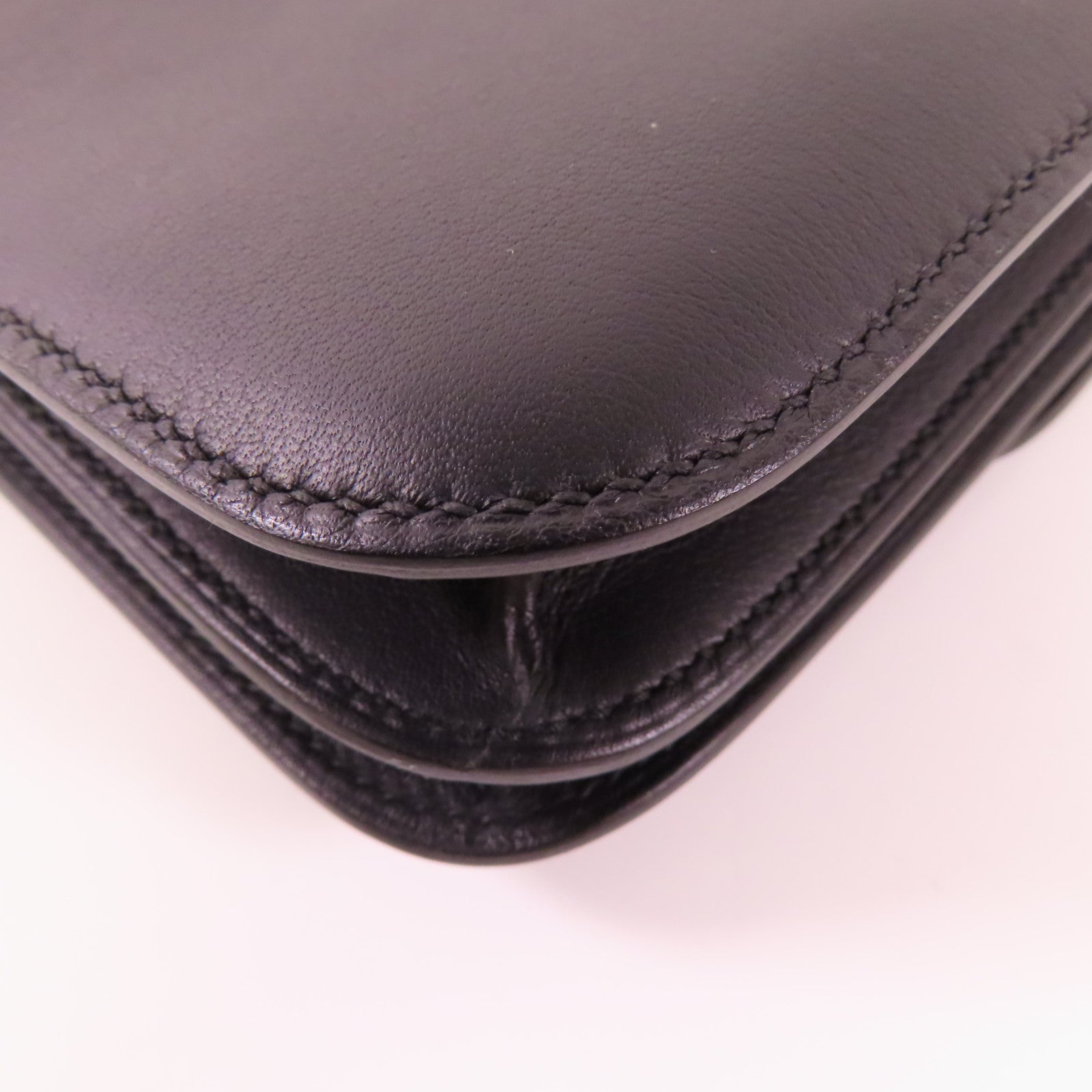 HERMES 【激減優惠】Swift皮革Constance Mini銀扣肩背袋89 Noir