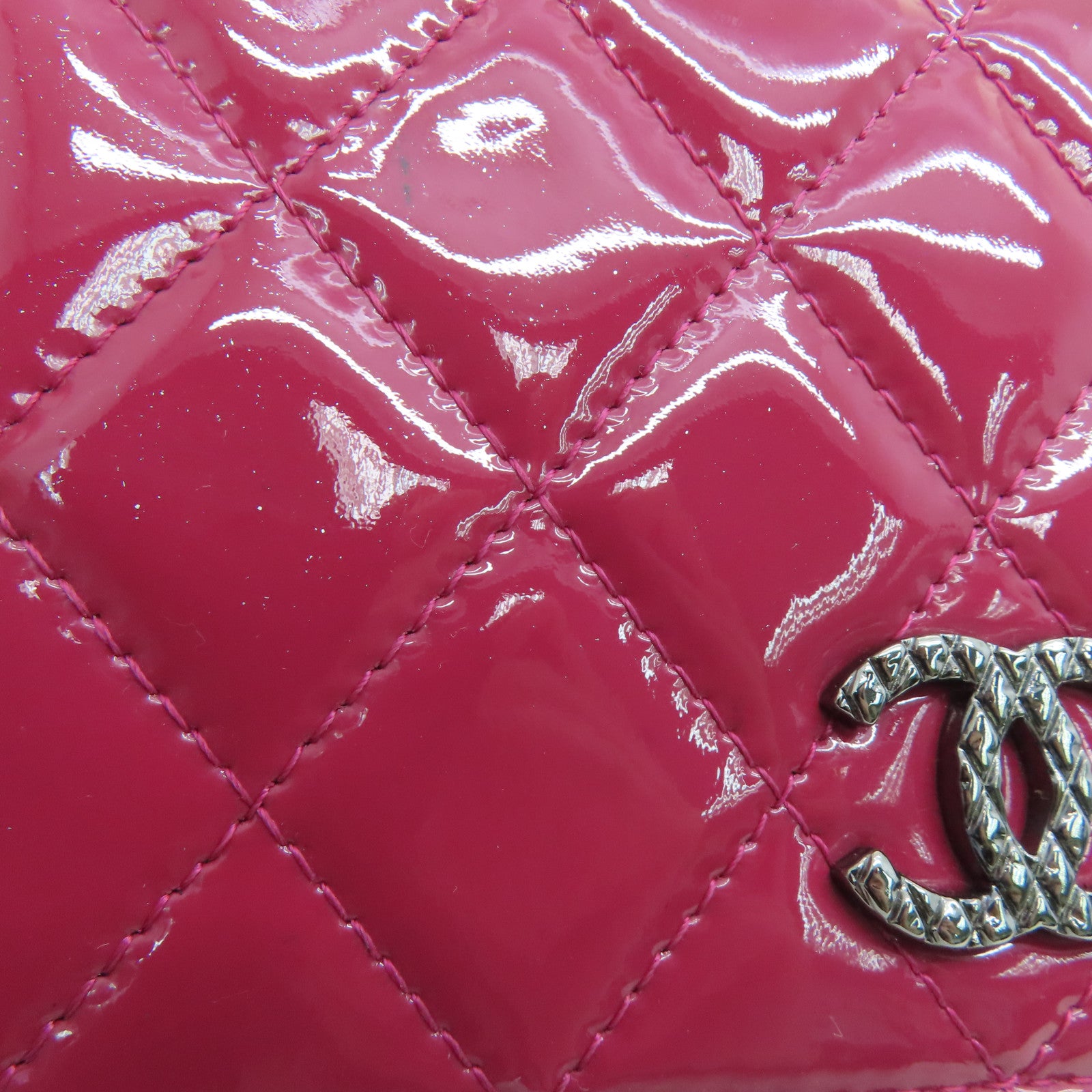 CHANEL 菱格漆皮皮革Long Wallet长钱包粉红色