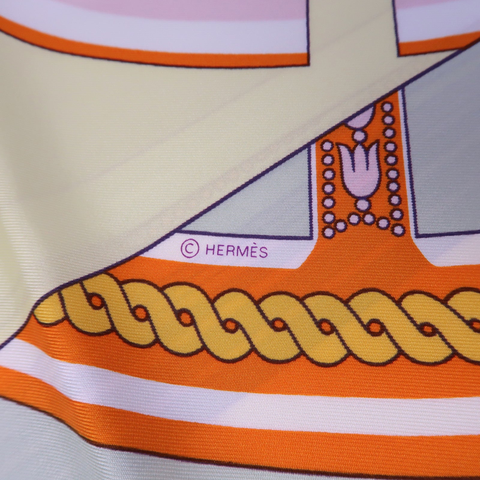 HERMES 【激減優惠】絲質Scarf 90cmx90cm絲巾綠色/黃色/粉紅色