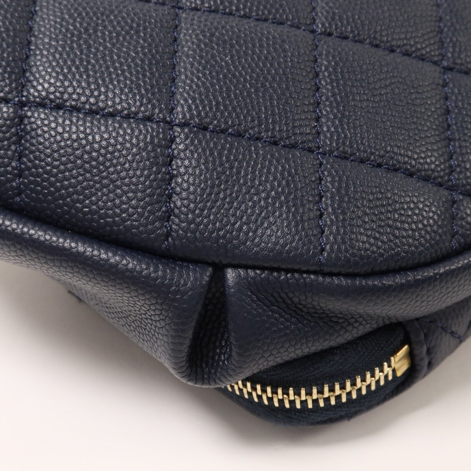 CHANEL 牛皮皮革Business Affinity Waist Bag鏈帶腰包