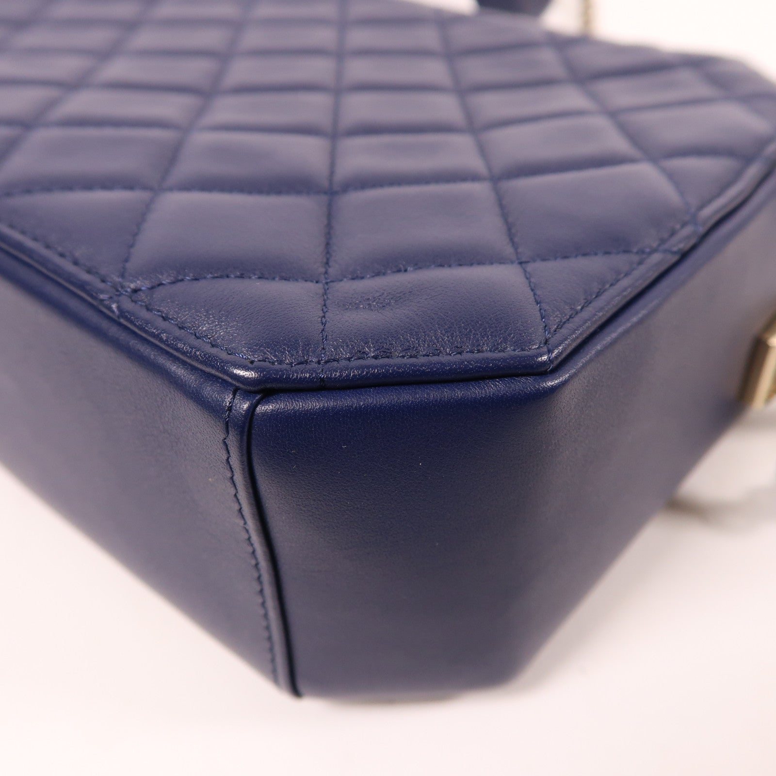 CHANEL 【激減優惠】牛皮皮革Shoulder Bag金扣鏈帶肩背袋藍色