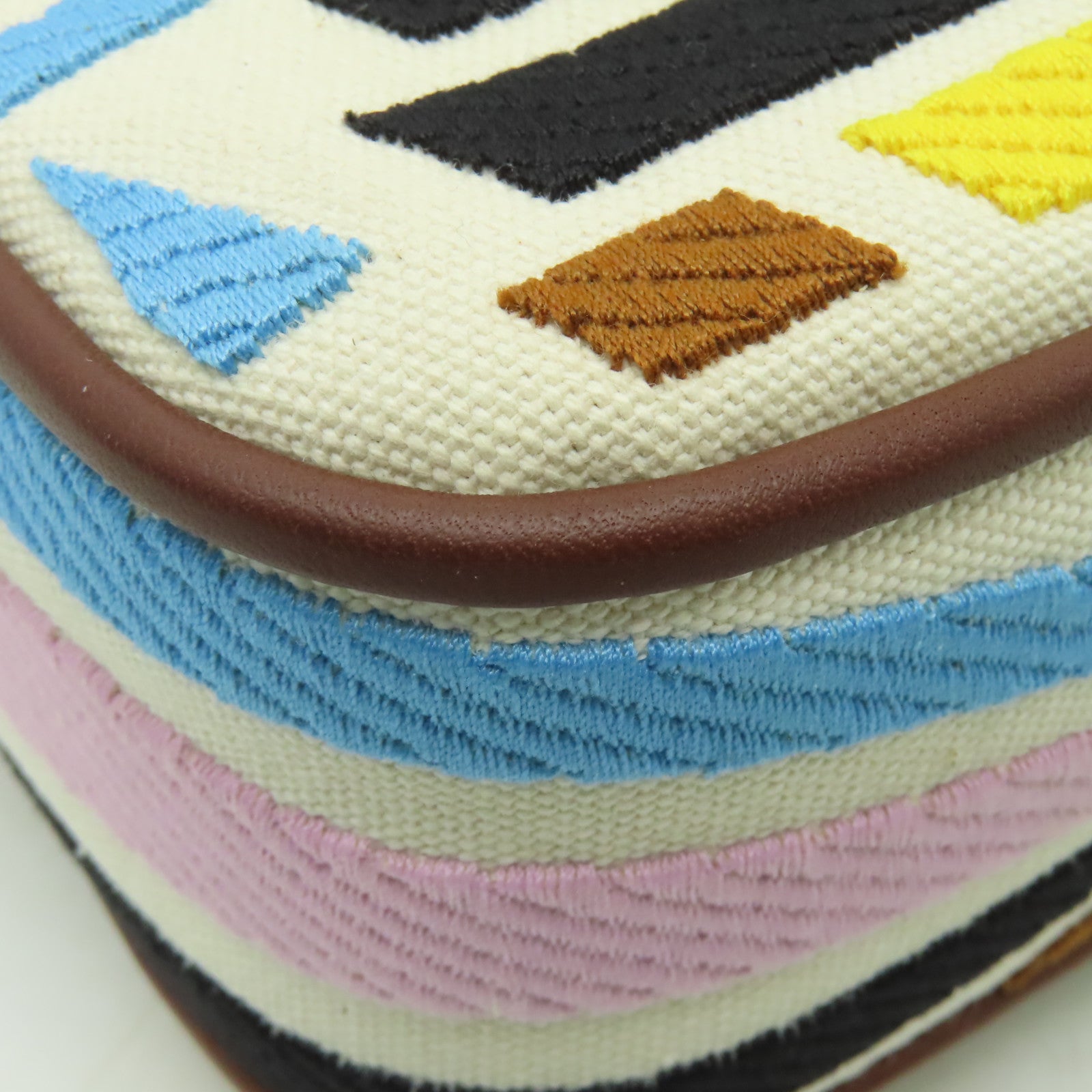FENDI 【清倉大減價】帆布Baguette金扣手挽肩背兩用袋彩色