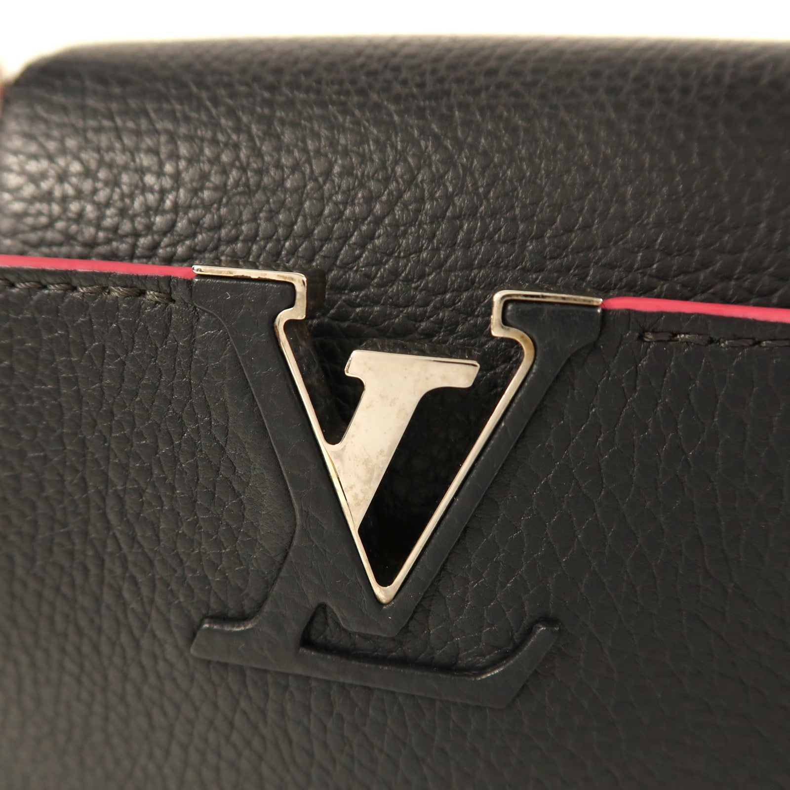 LOUIS VUITTON Taurillon Capucines BB銀扣手挽肩背兩用袋