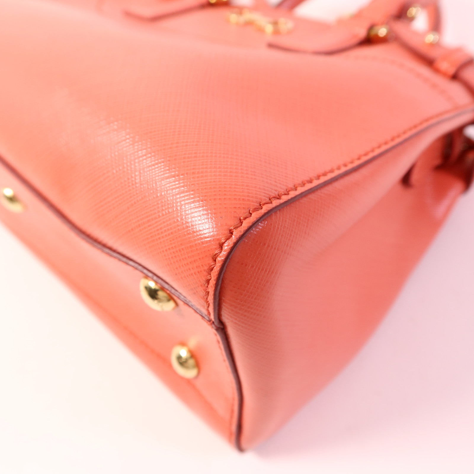 Salvatore Ferragamo 牛皮皮革2 Way Shoulder Bag金扣手挽肩背兩用袋