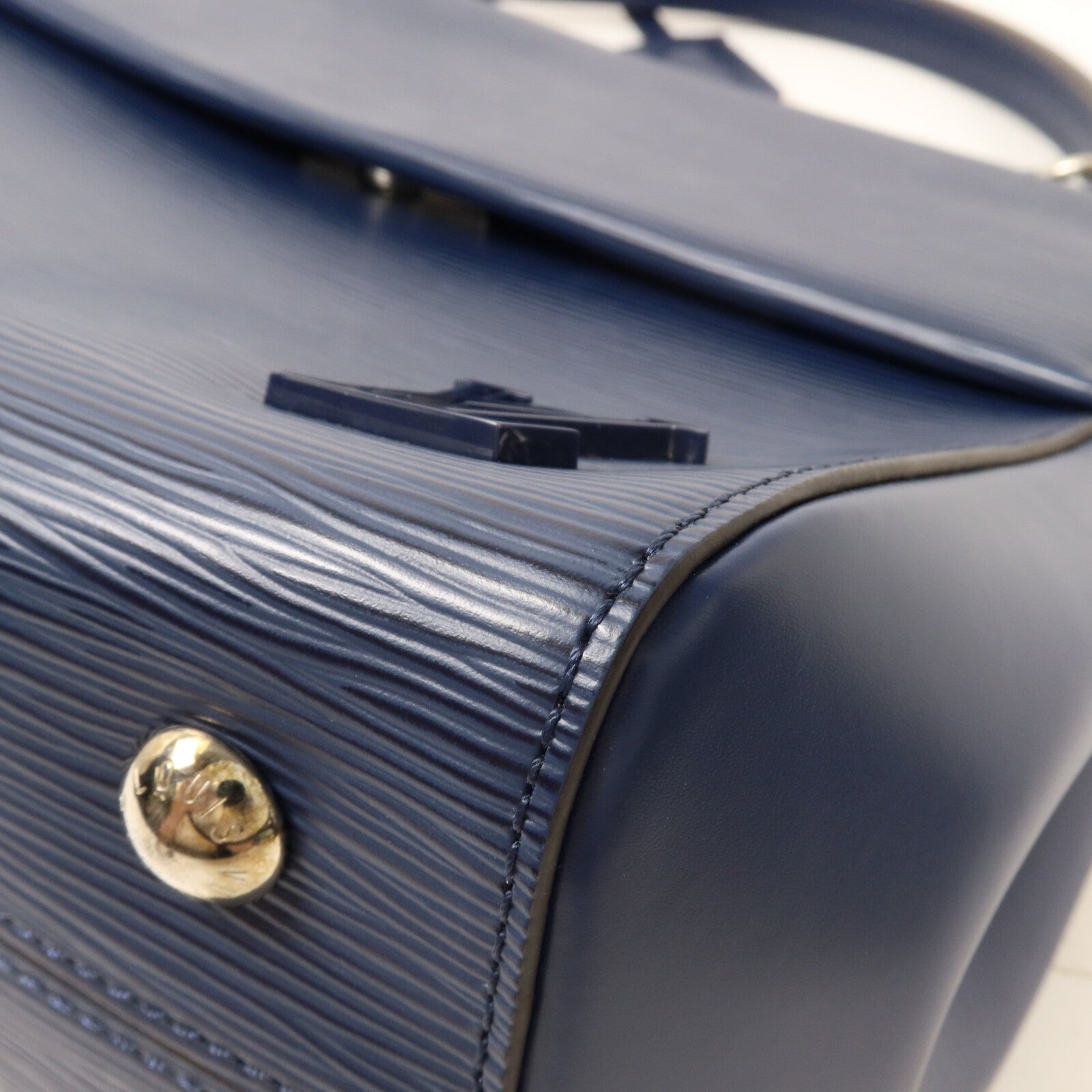 LOUIS VUITTON Epi Cluny MM手挽肩背兩用袋